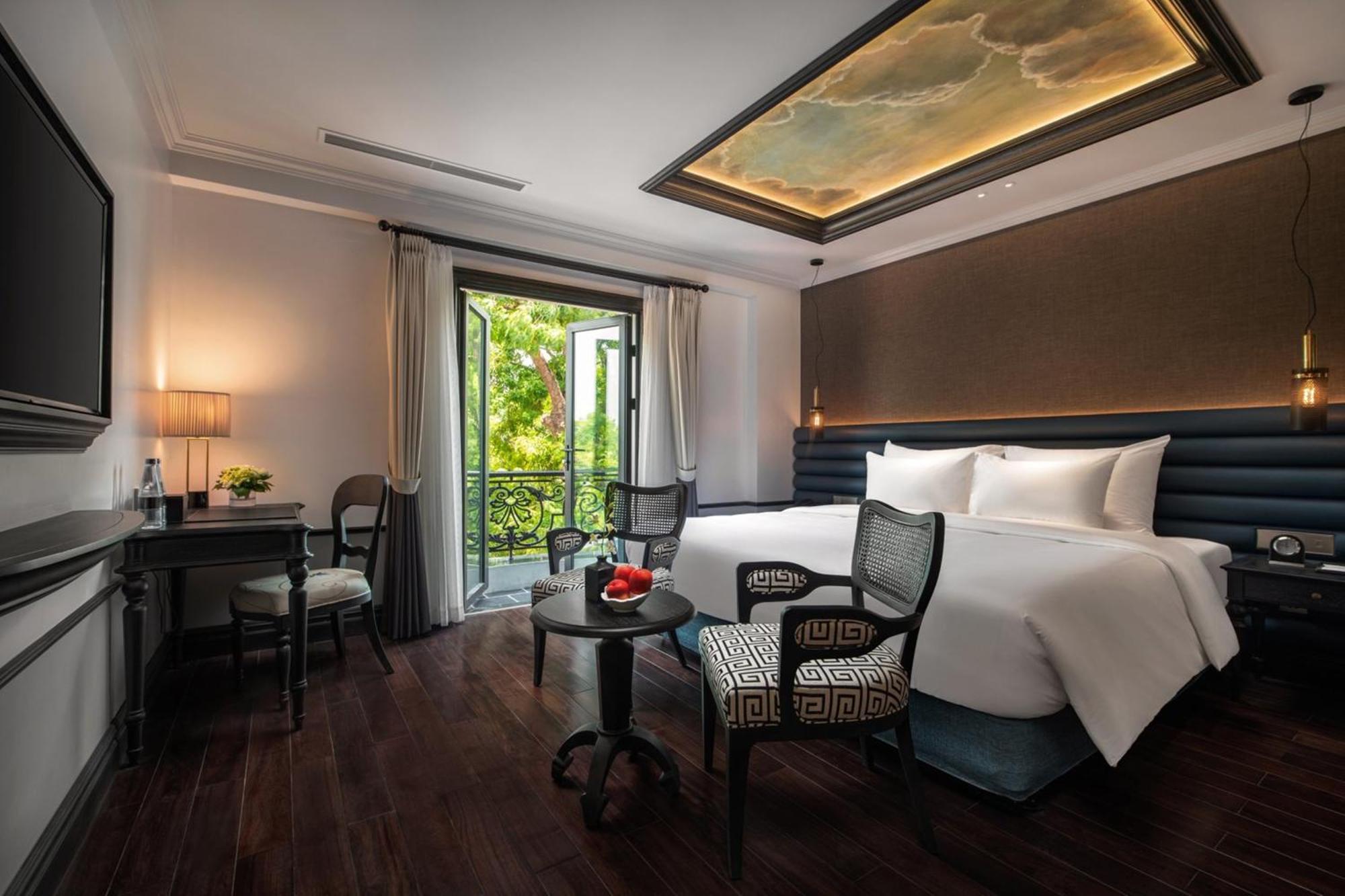 La Sinfonia Del Rey & Hotel Hanoi