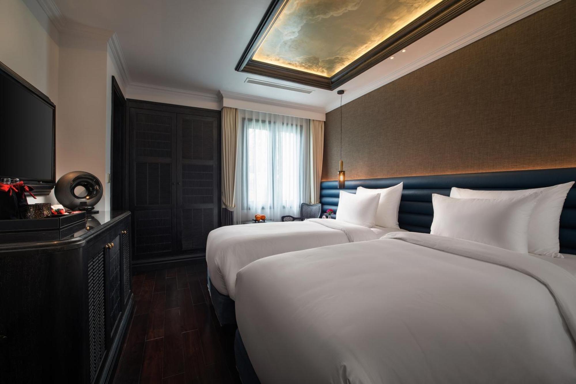 La Sinfonia Del Rey & Hotel Hanoi