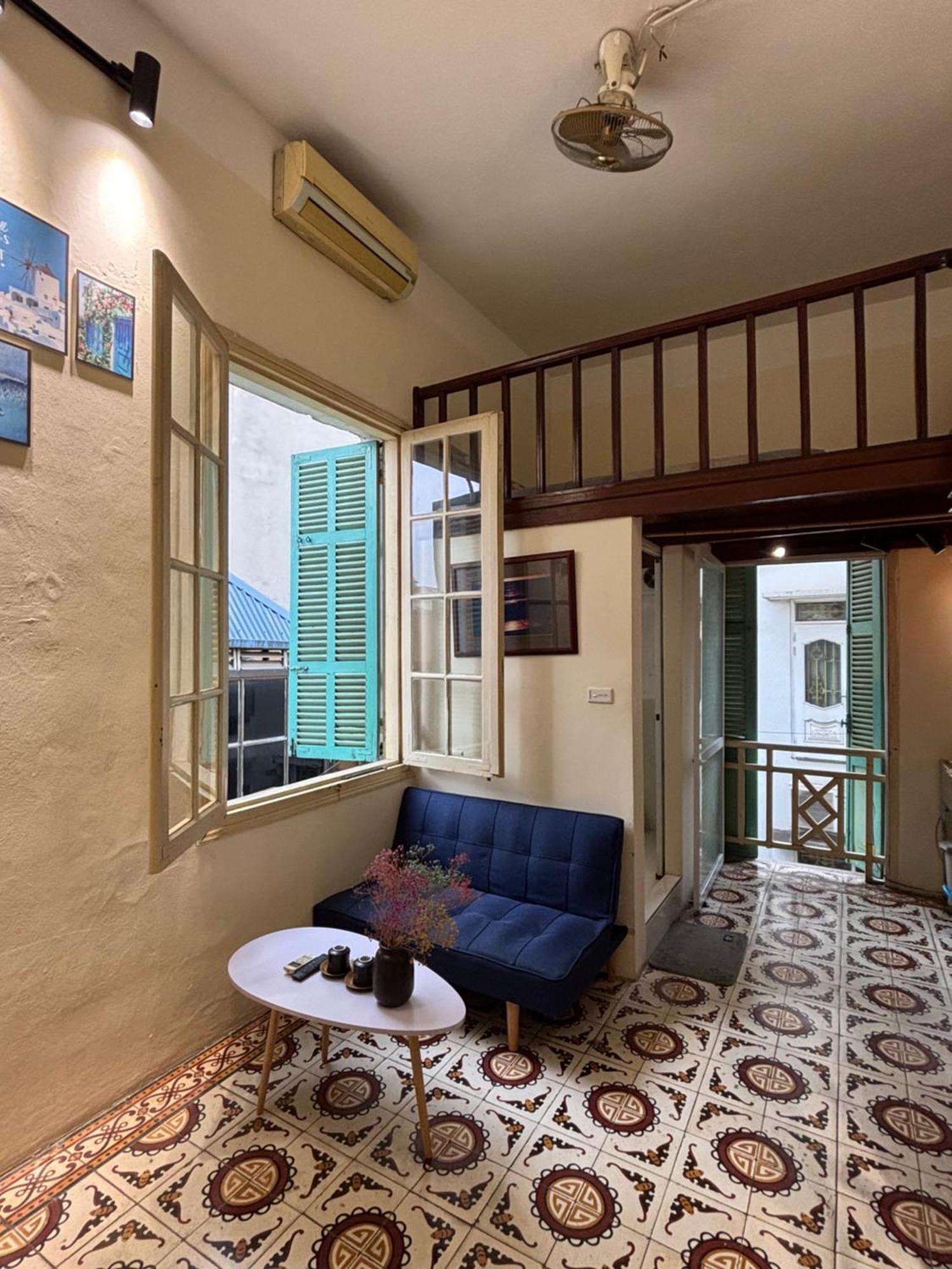 Cozy Townhouse In The Of ! Apartment *
