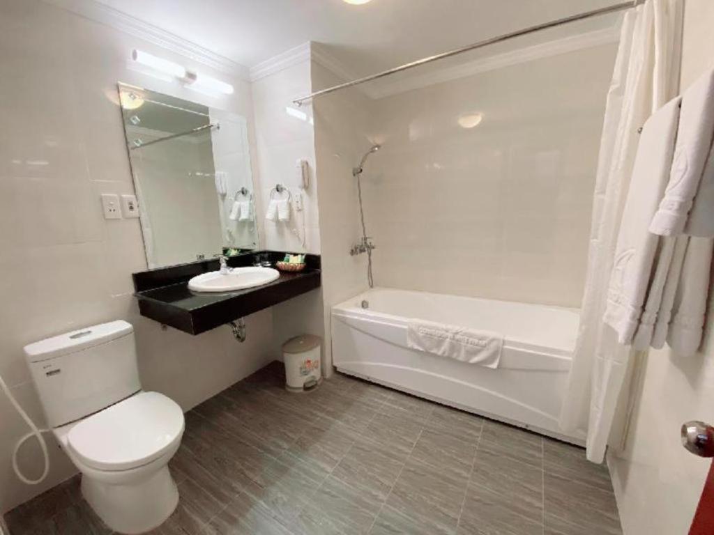 Cong Doan Viet Nam Hotel 3*