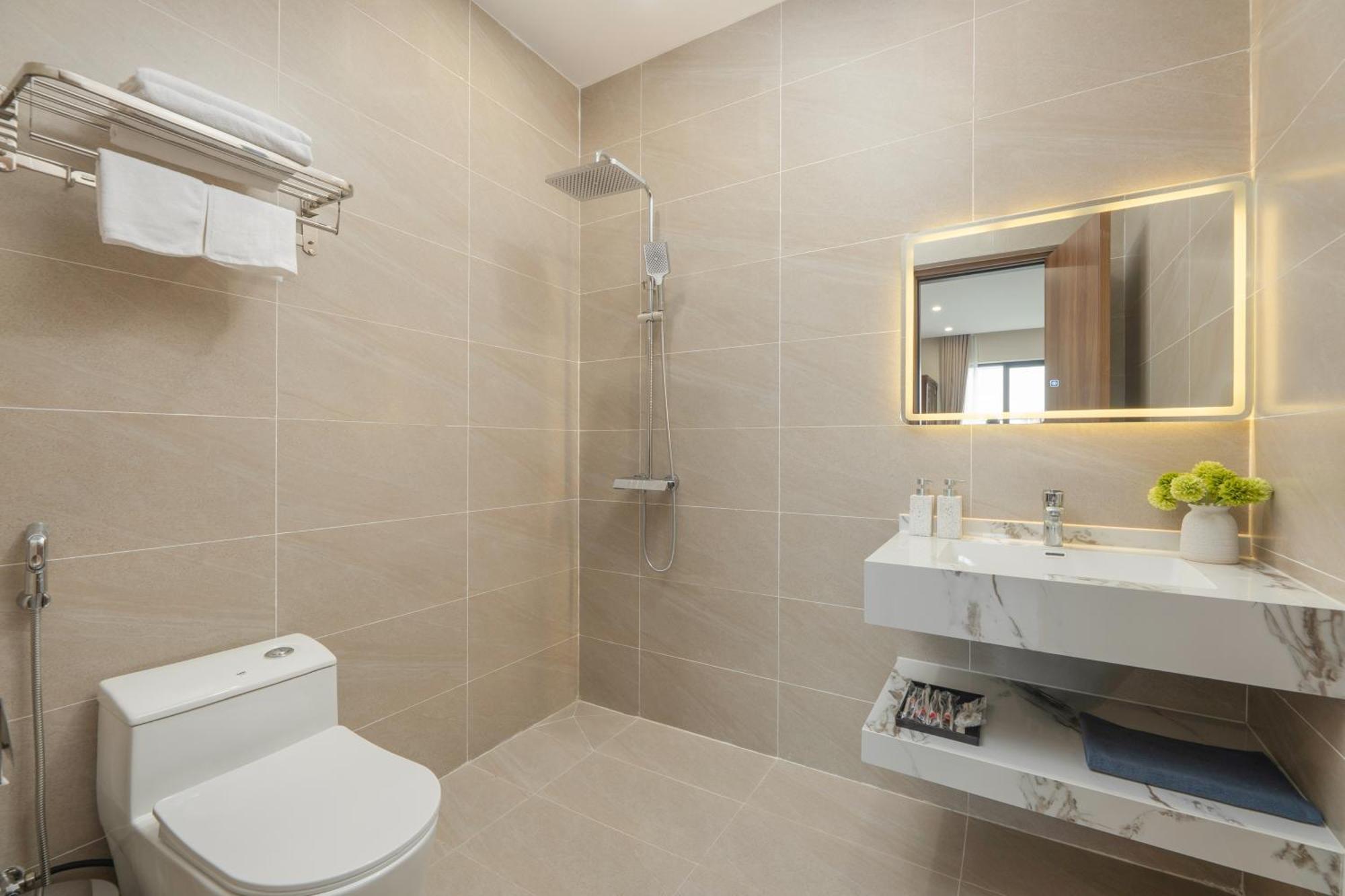 Fuji Hoan Kiem Aparthotel Hanoi