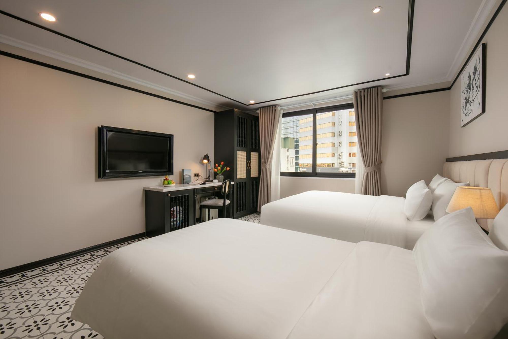 Paradise Grand 4*