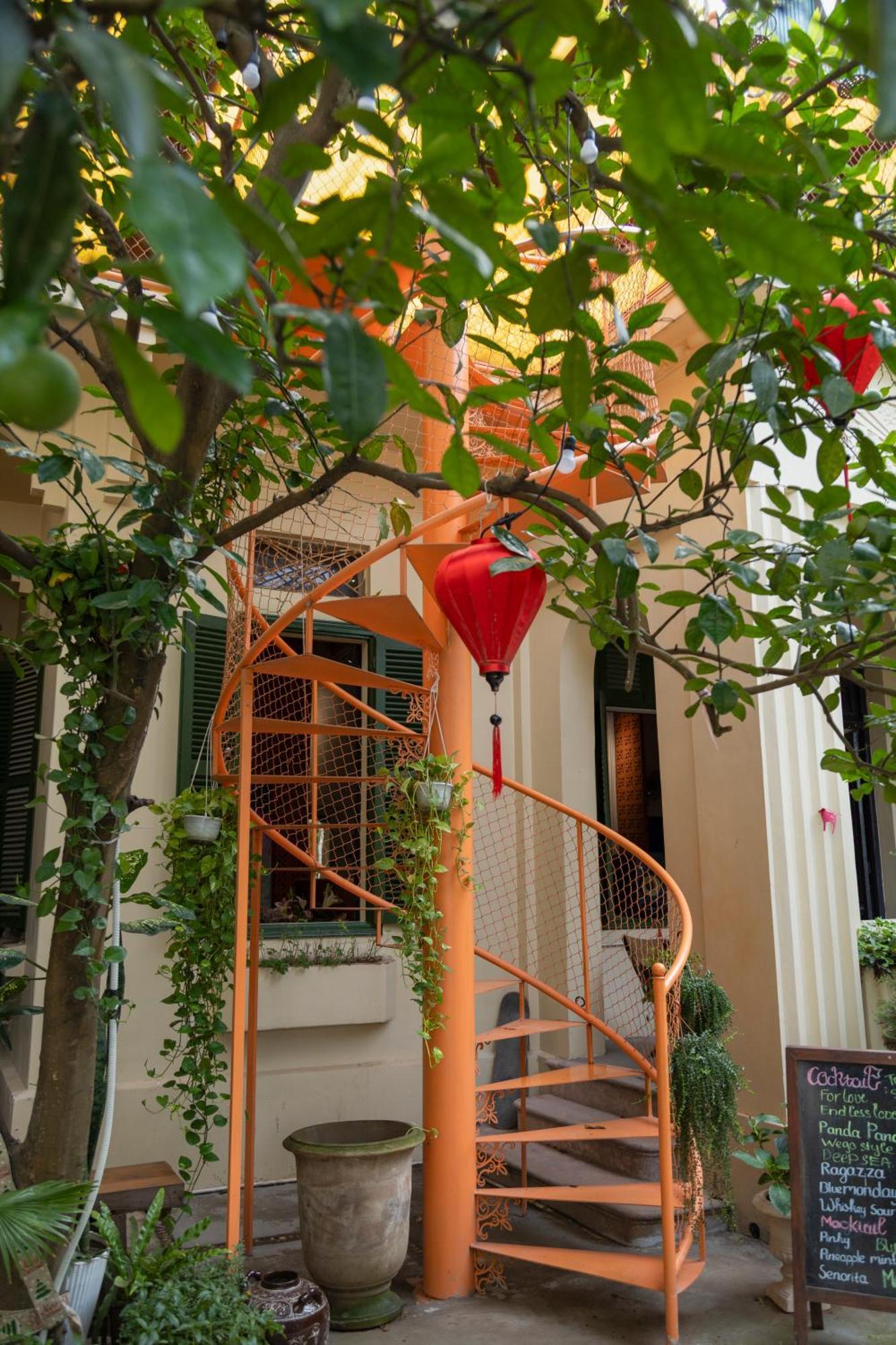 Sushi House West * Hanoi