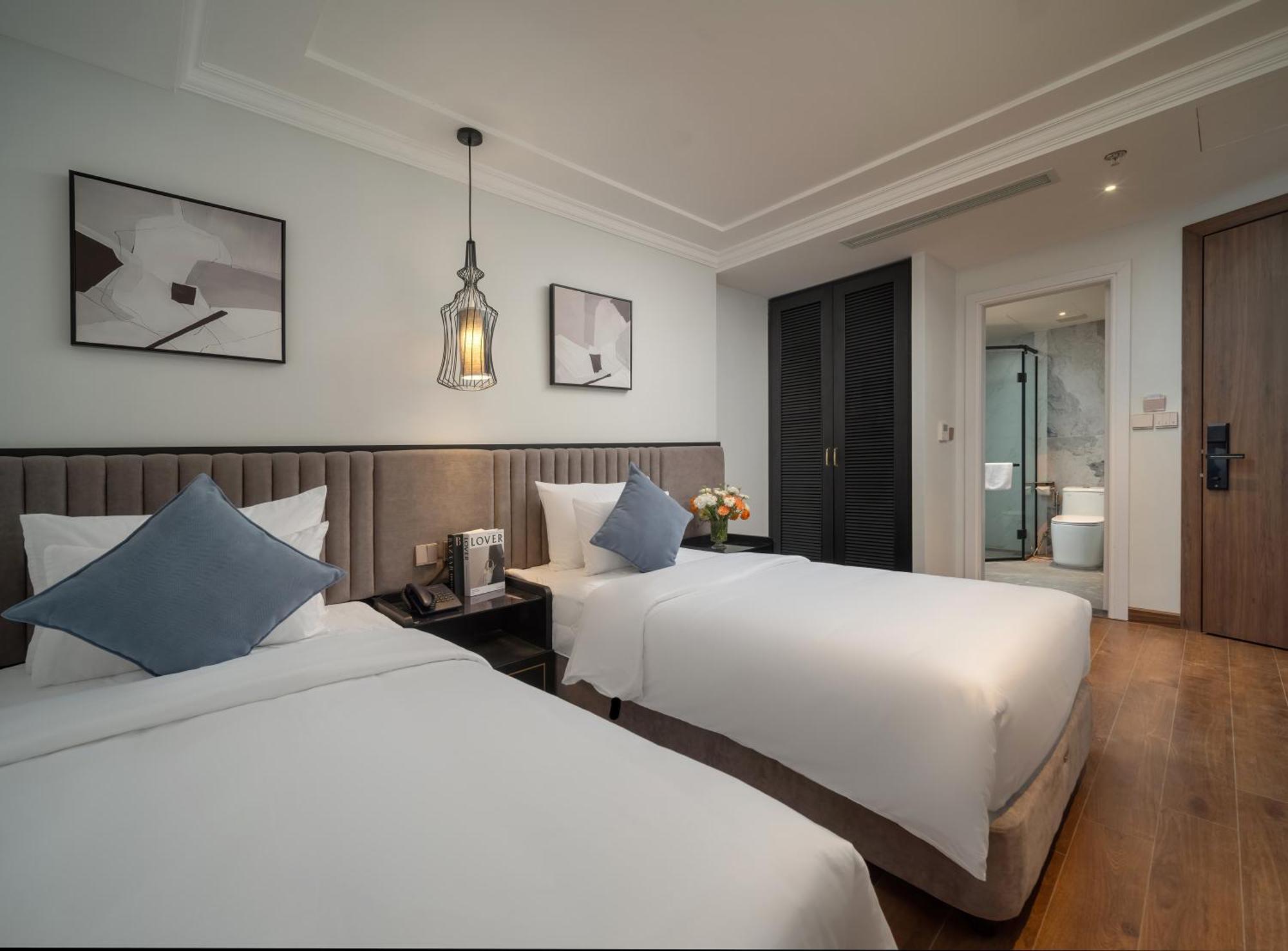 22land Cloud Hotel 4*