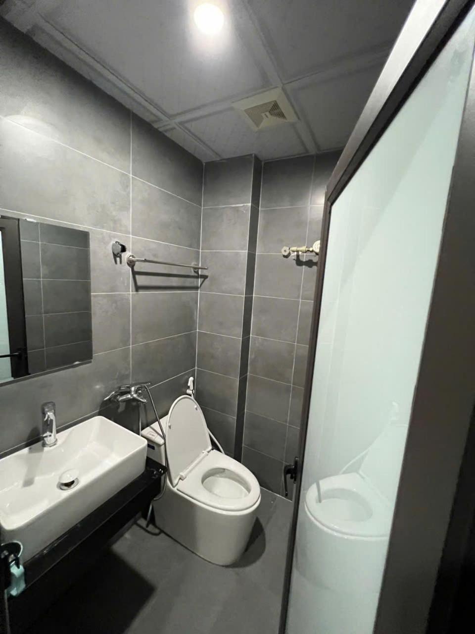 Aparthotel Dai Hoc Bach Khoa *
