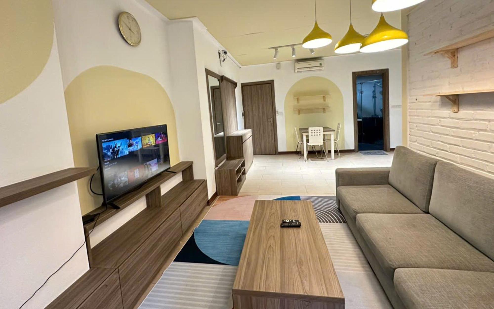 Ha Noi Luxe Paradise 80 Tu Hoa Hanoi