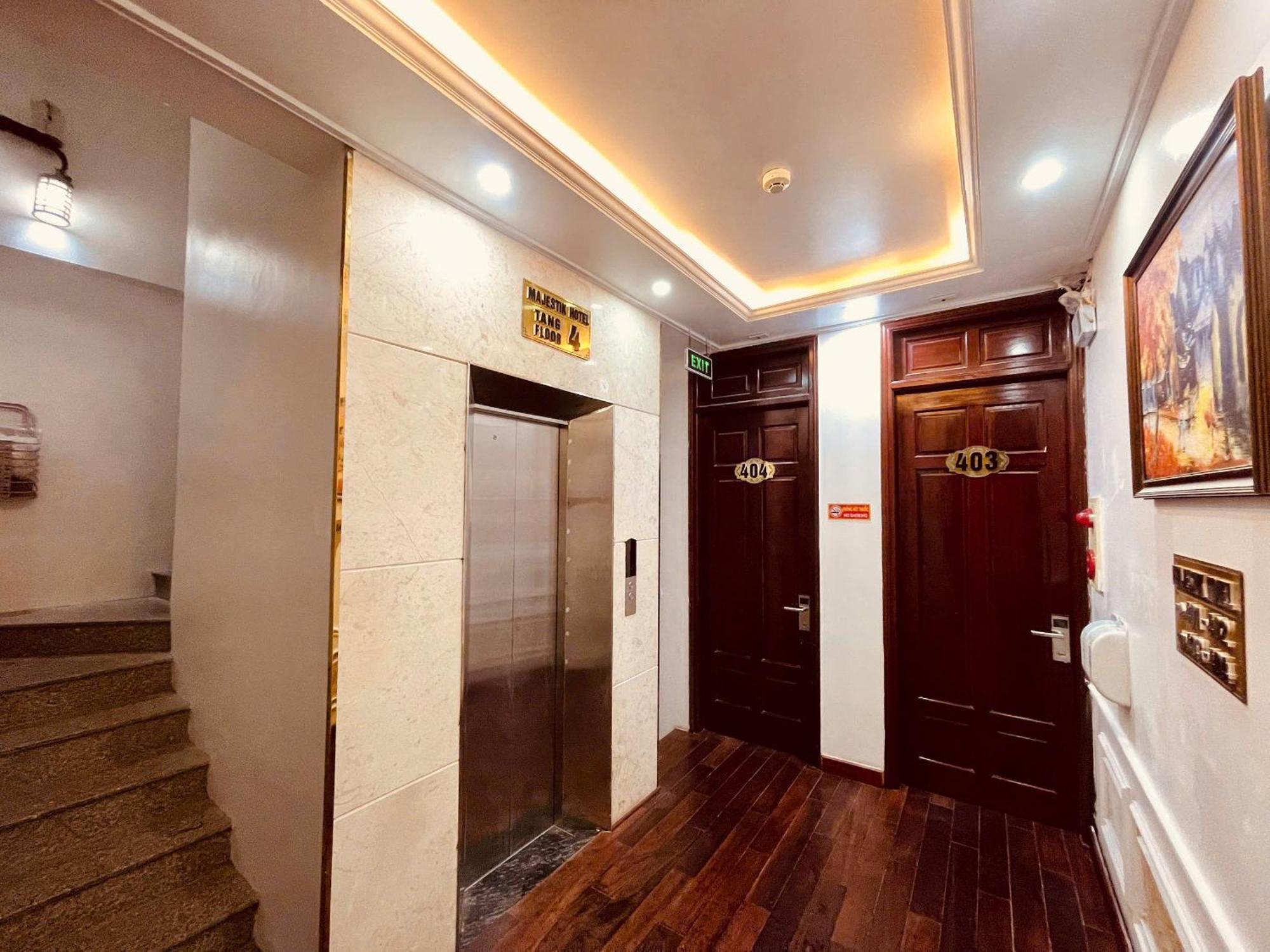Hotel Majestik