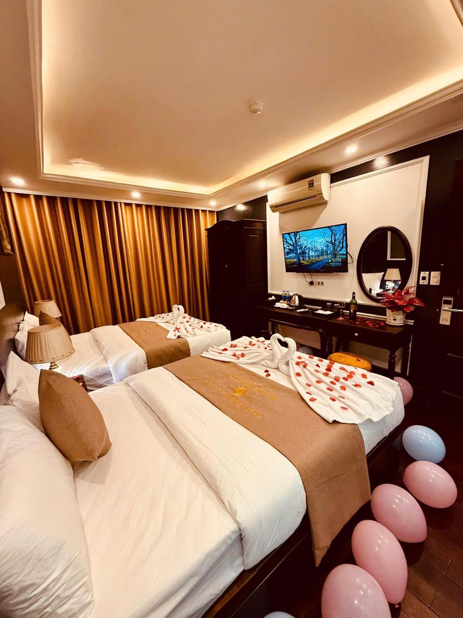 Hotel Majestik Hanoi