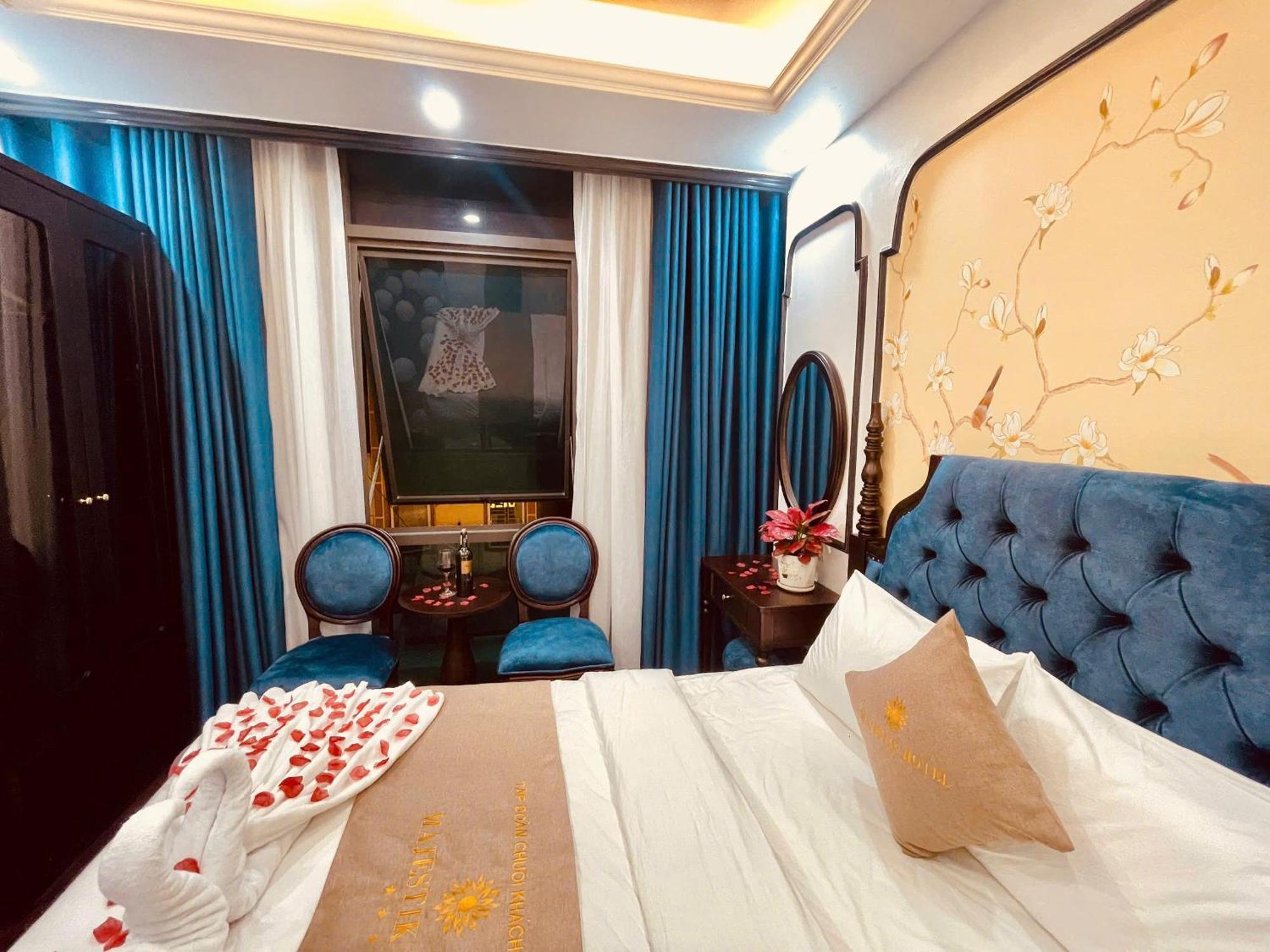 Majestik 3*