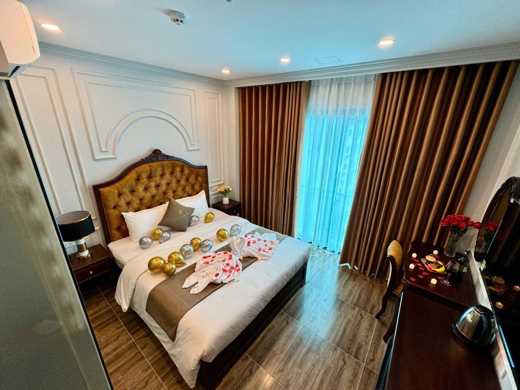 Luxury 3* Hà Nội