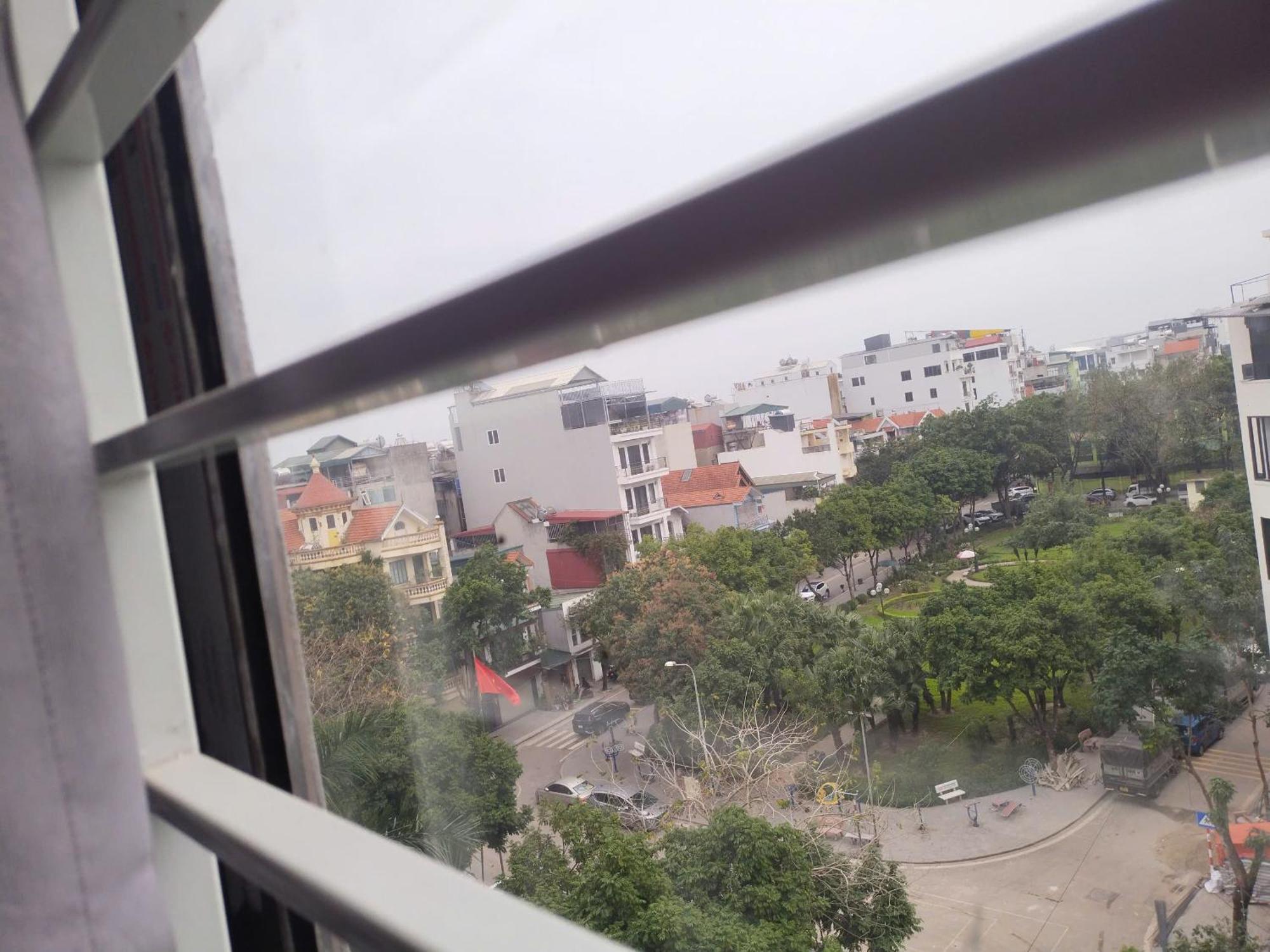 Light Ha Noi *