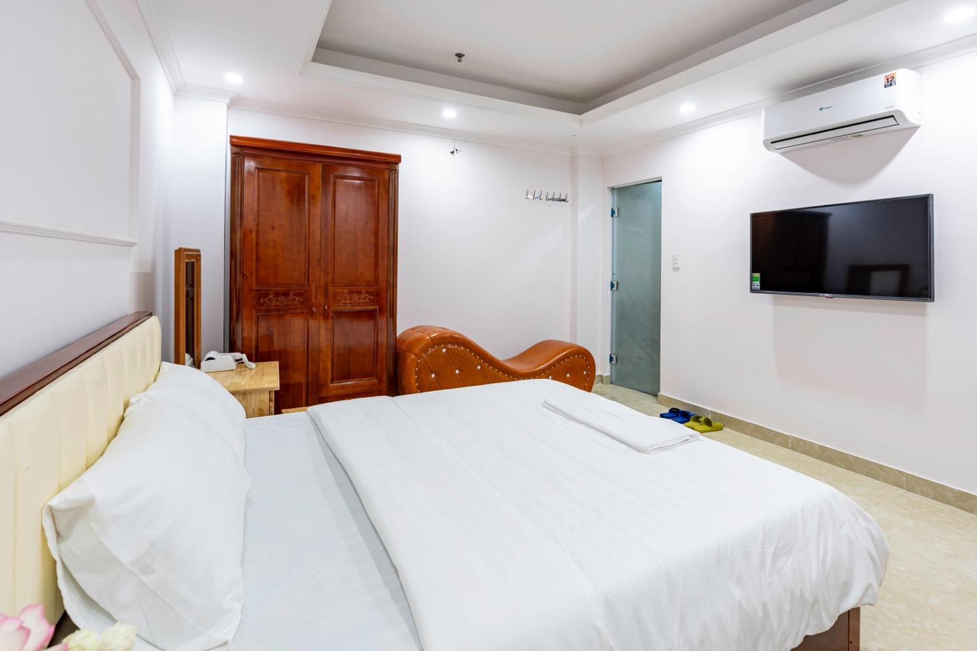 Love hotel Light Ha Noi *