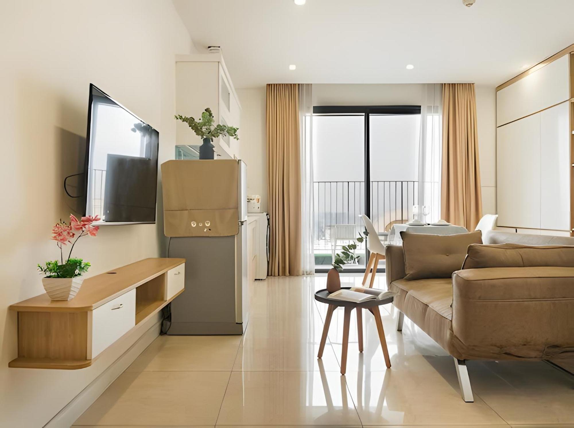 Hela Housing Vinhomes D'capitale - Tran Duy Hung Street
