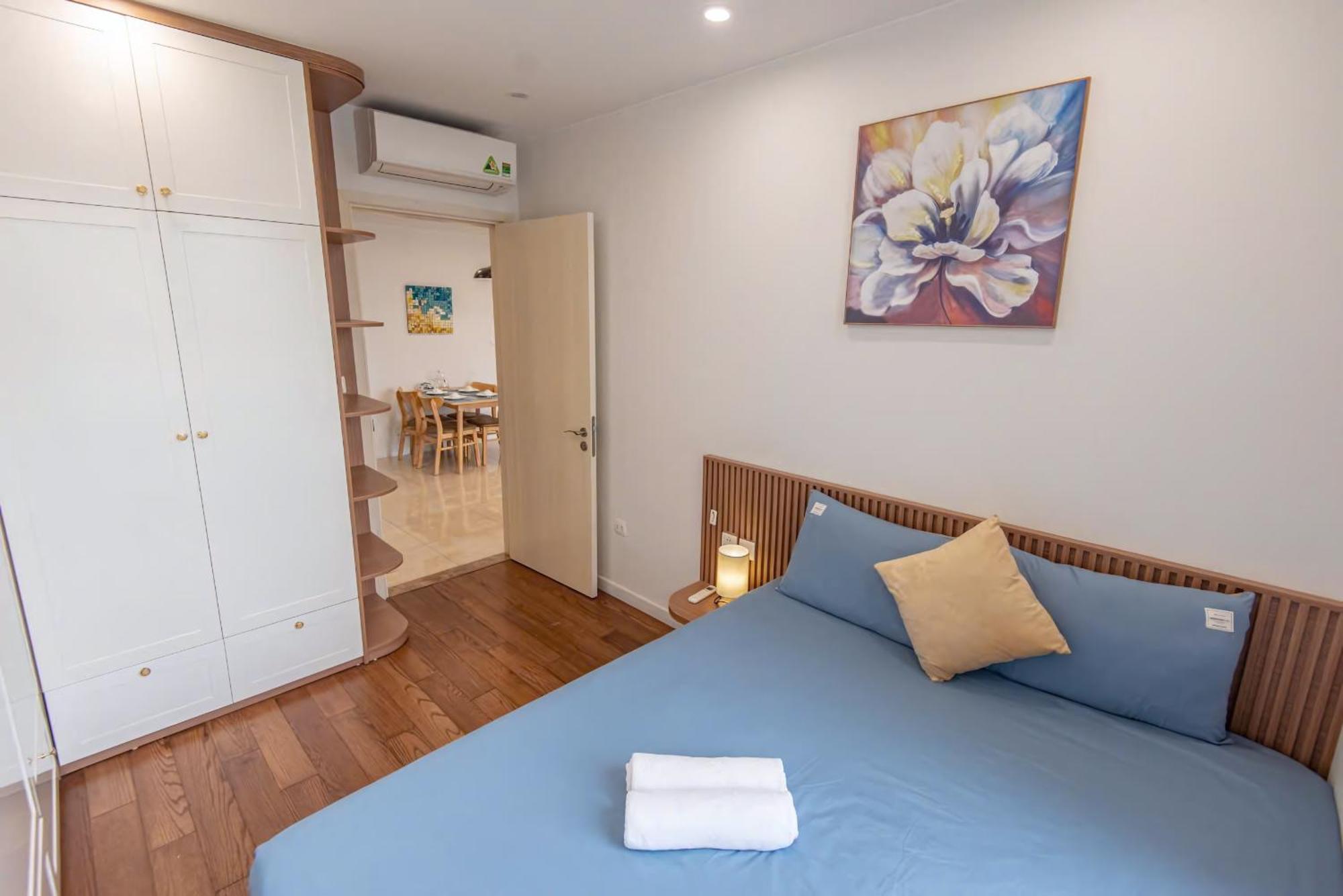 Hela Housing Vinhomes D'capitale - Tran Duy Hung Street Aparthotel Hanoi