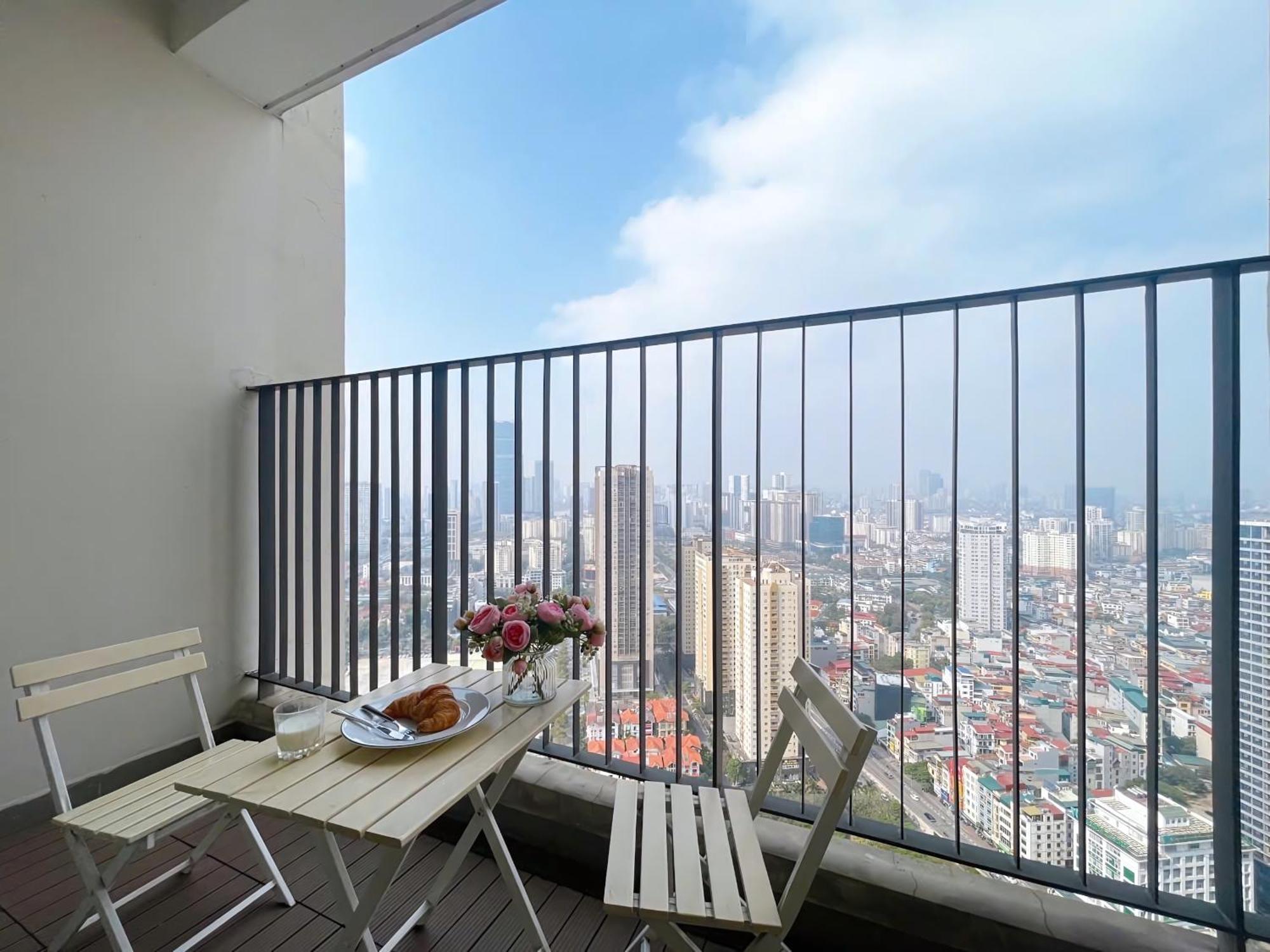 Aparthotel Hela Housing Vinhomes D'capitale - Tran Duy Hung Street *