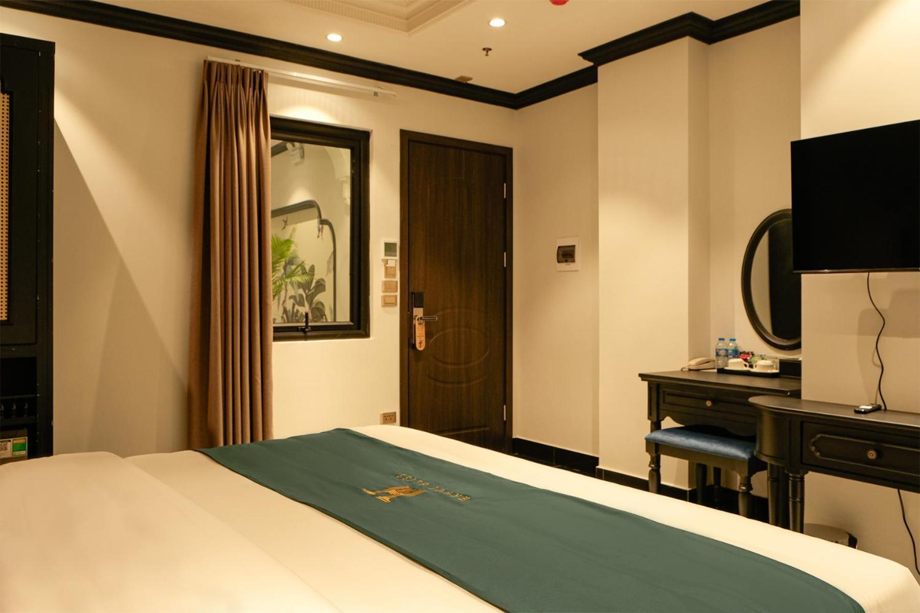 Bliss Hotel