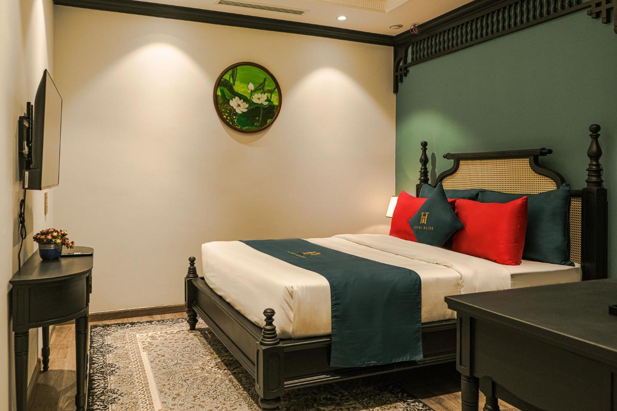 Bliss Hotel