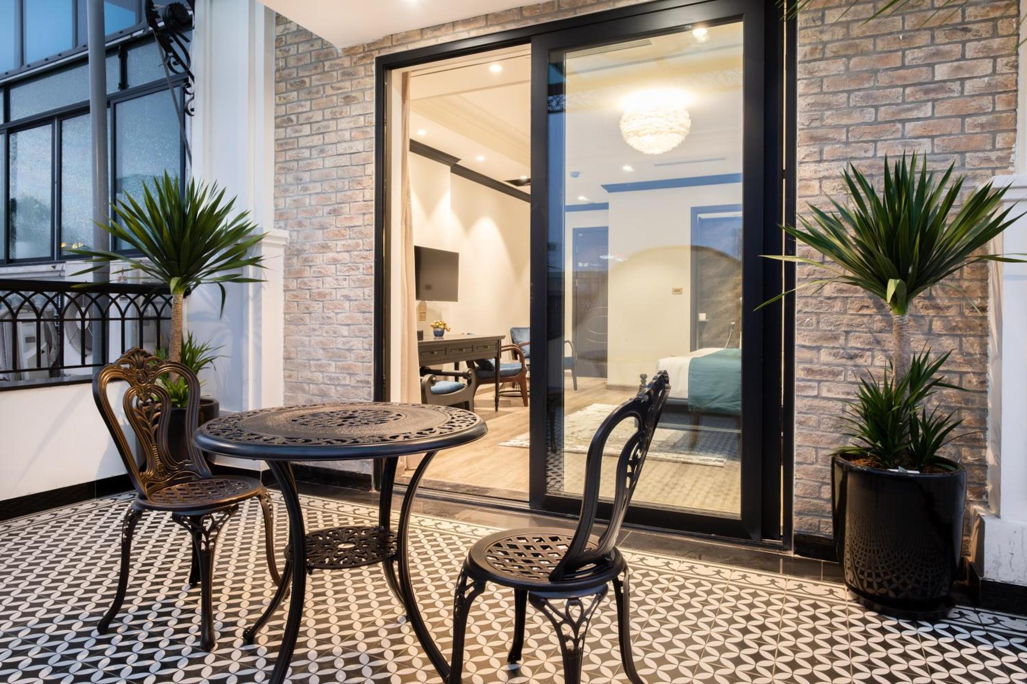 Hotel Bliss 4*