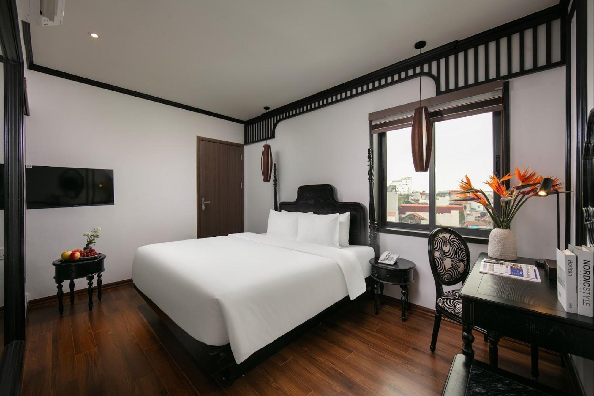 Chateau De Hotel 5*