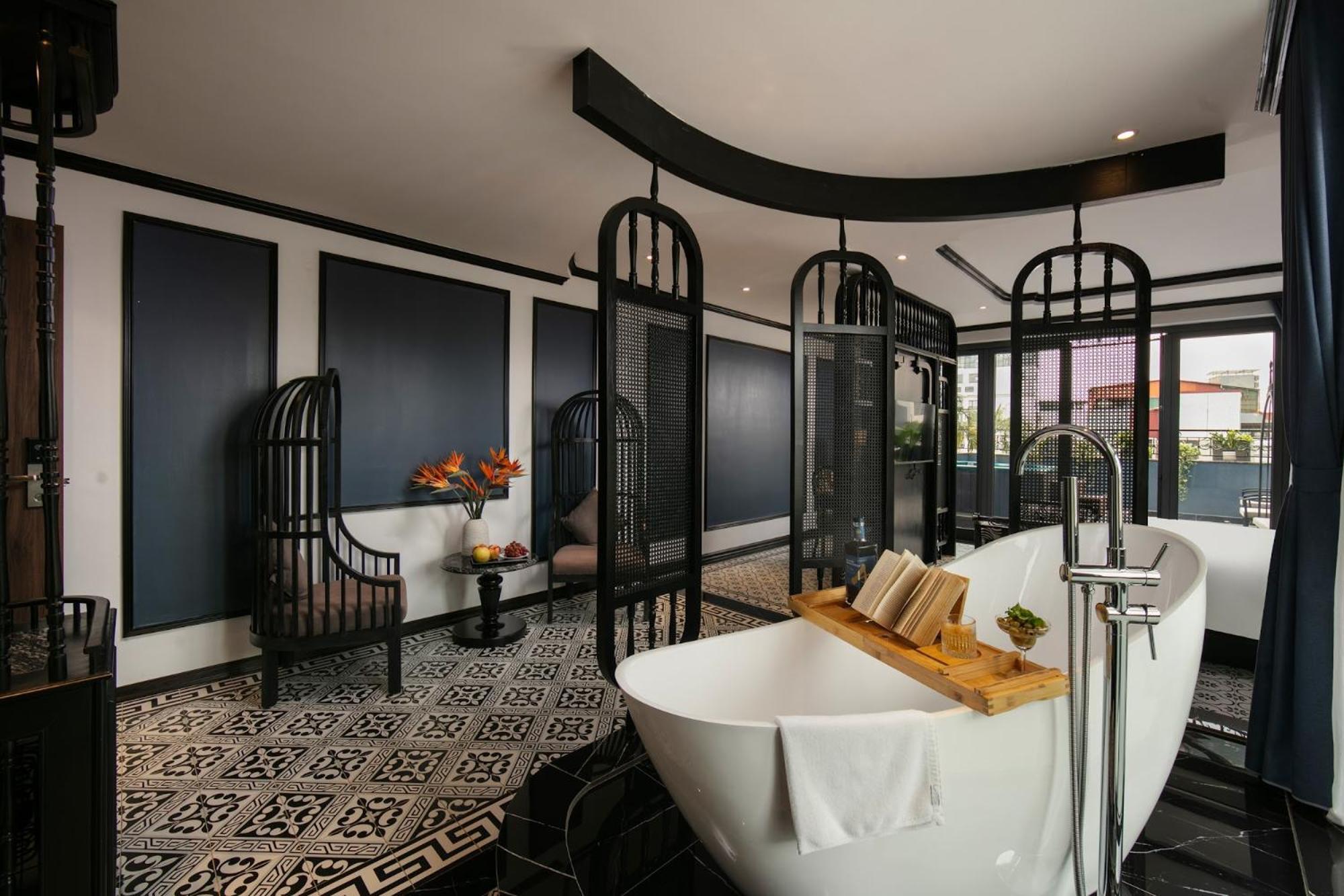 Chateau De 5* Hanoi