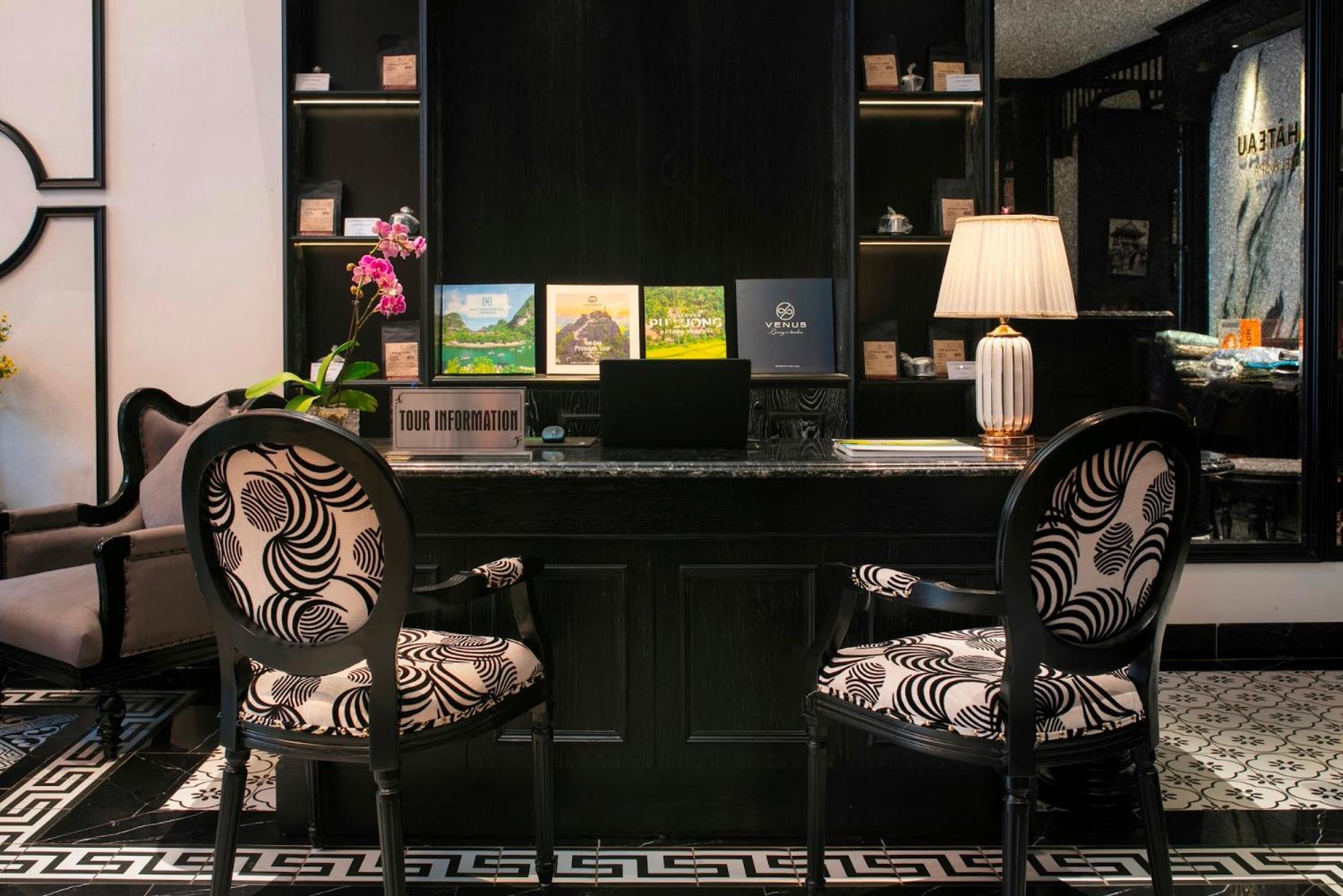 Chateau De 5* Hanoi