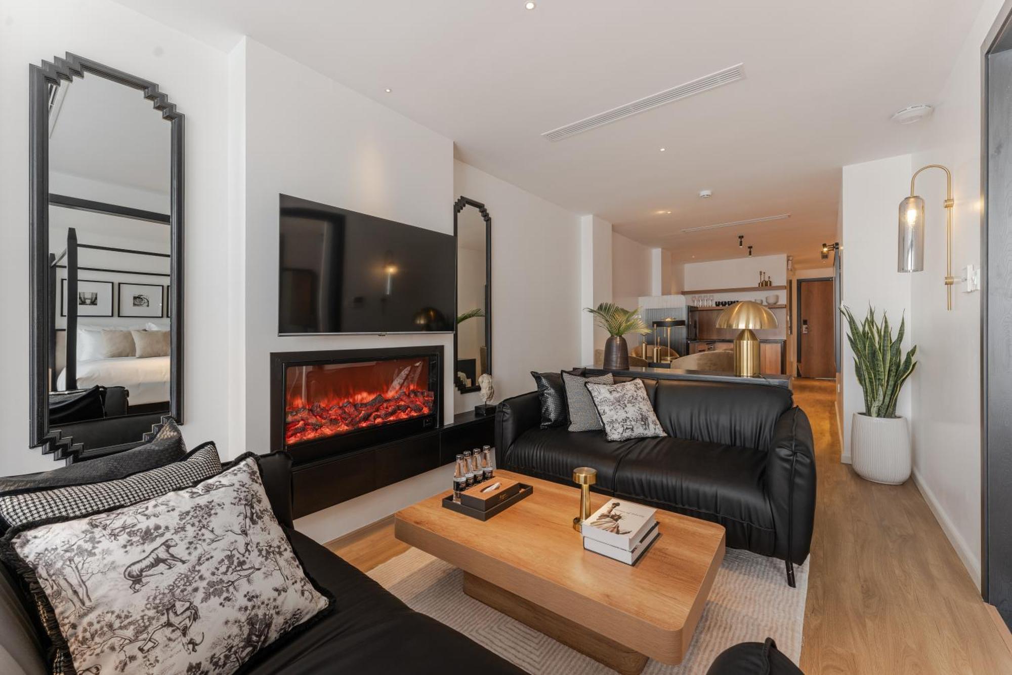 Hotel The Zenith, By Harrys 4*