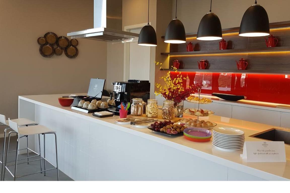 Apartment Somerset West Point