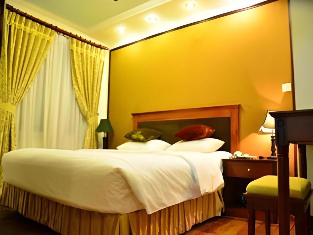 Hotel Atrium 3*