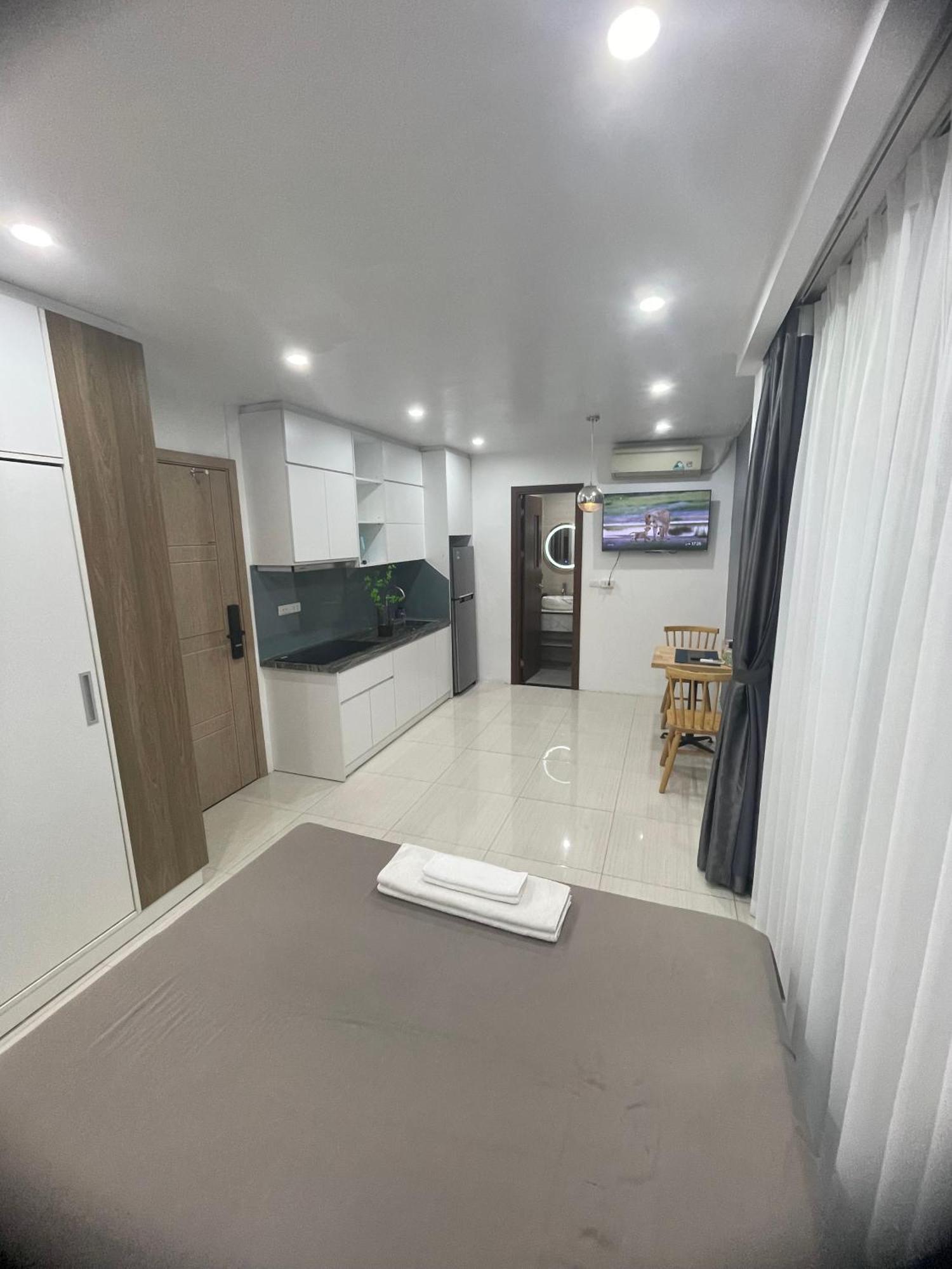 Vm 27,29 Vong Thi,the Lakeview - West *