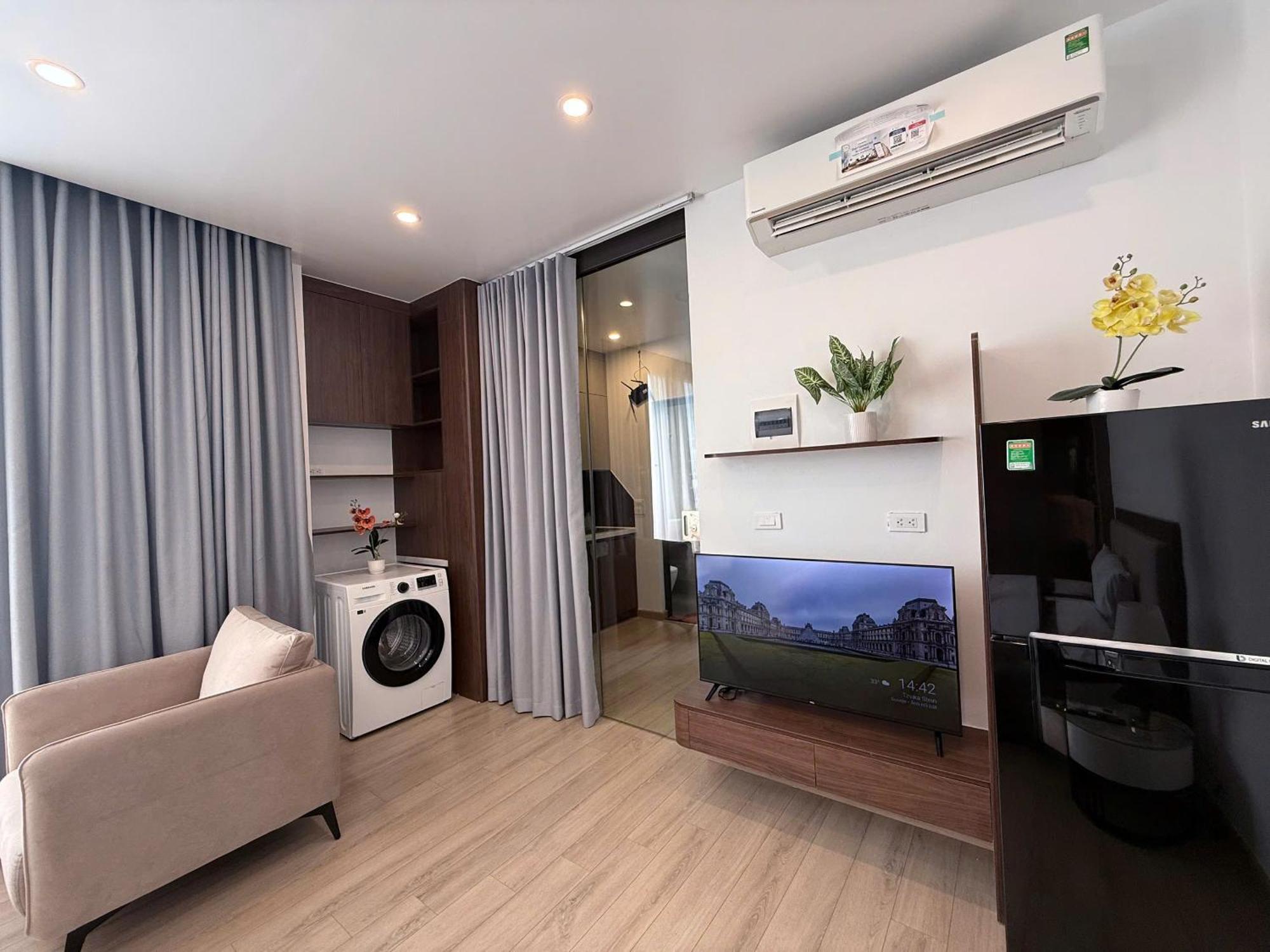Crescendo Stylist Lakeview Pangsapuri Hanoi