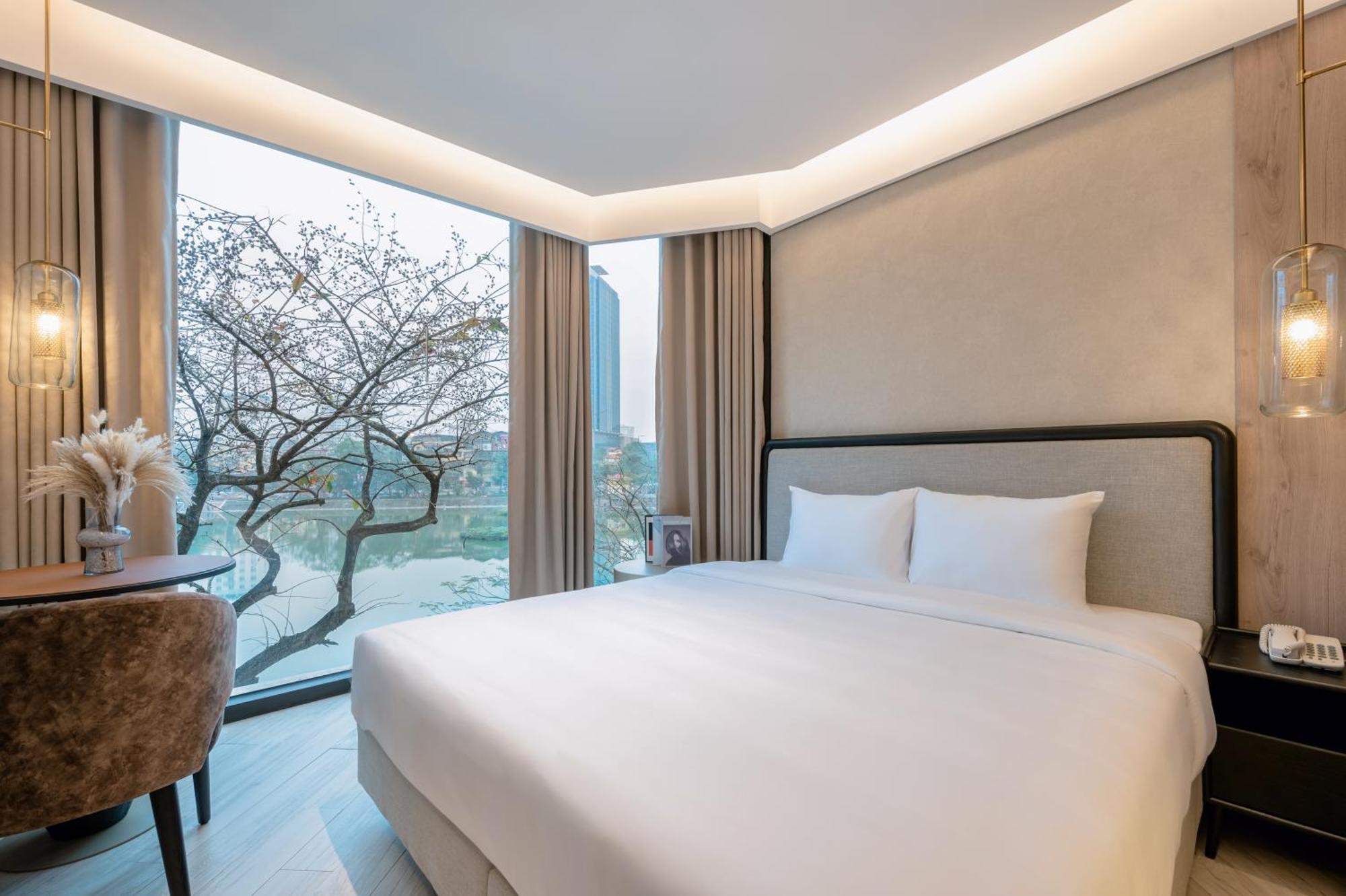 Irest Signature Ba Dinh Lakeside Hotel 3*