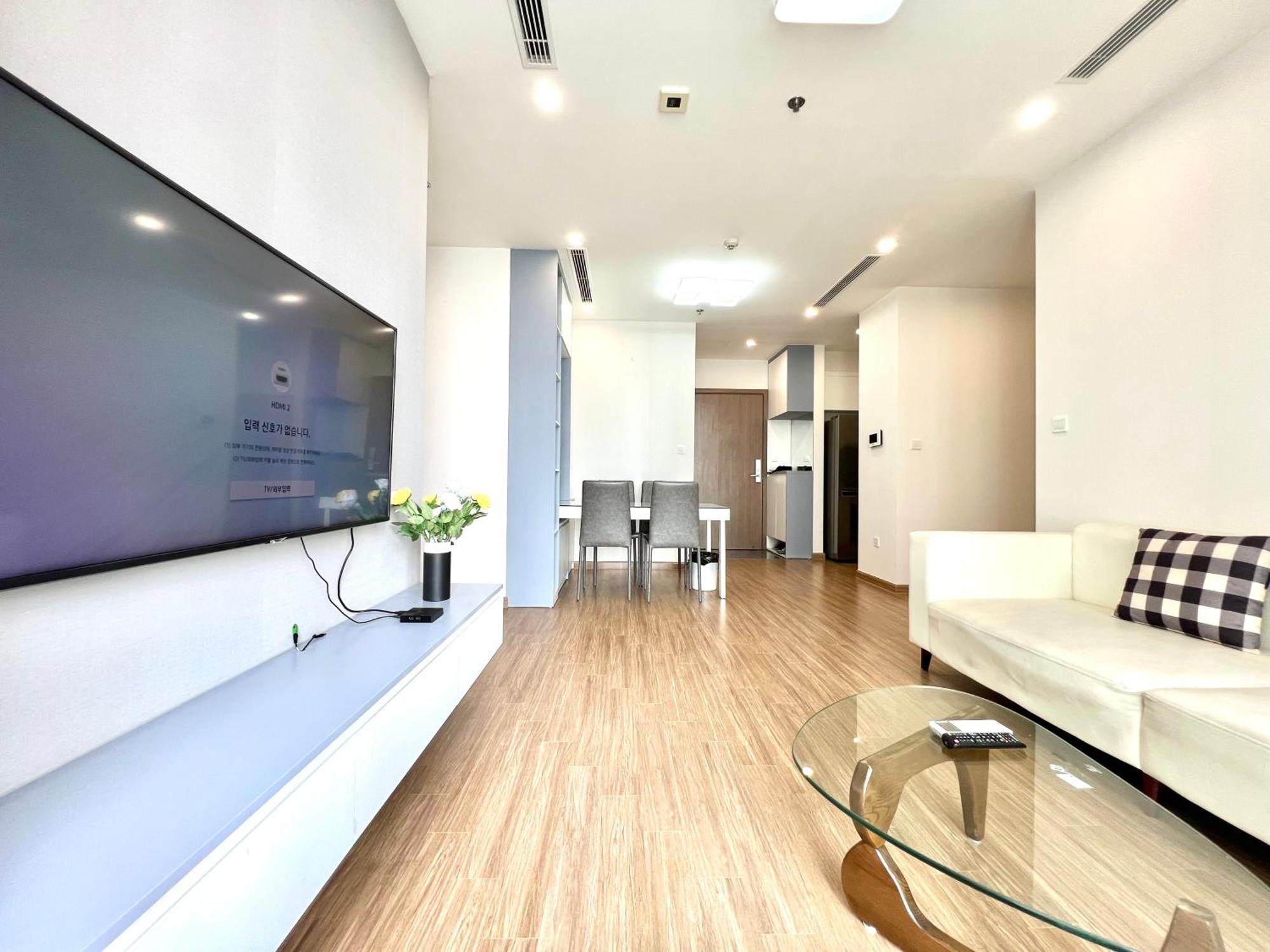 Luxury Vinhomes Skylake Apartment Hanoi