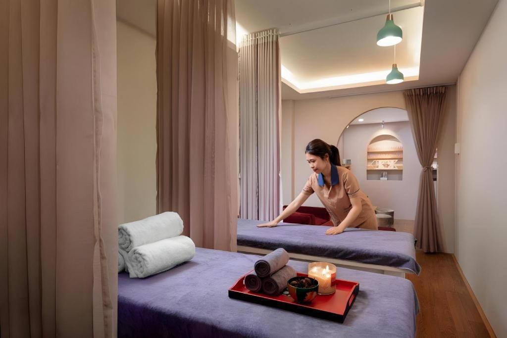 Bay Luxury -skylark - 15 Phan Dinh Phung