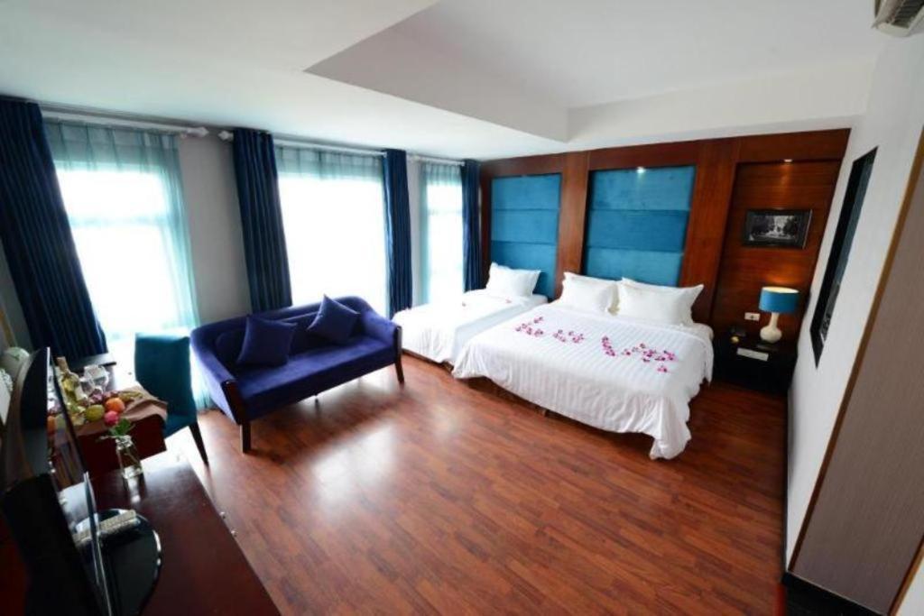 Hotel Antique Legend