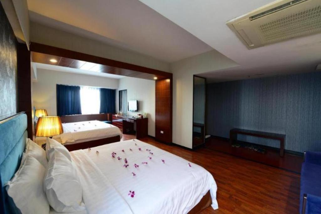 Hotel Antique Legend 3*