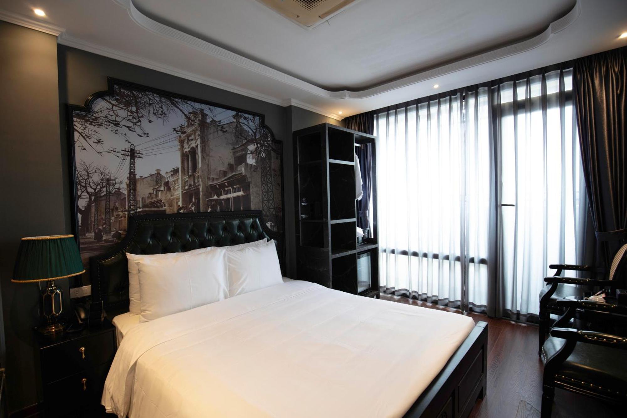 Hotel View & Travel 4*