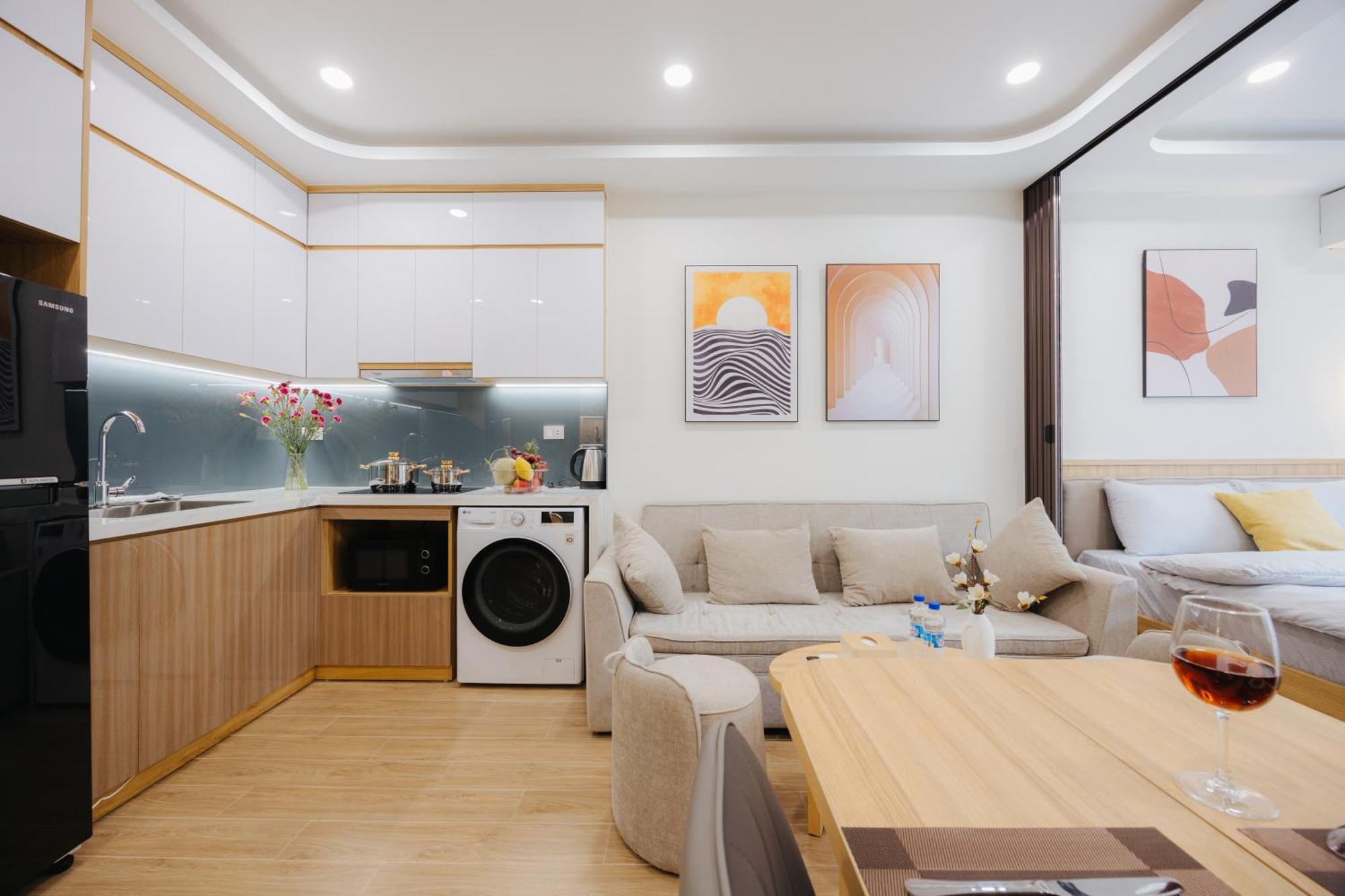 Wisteria Apartment *