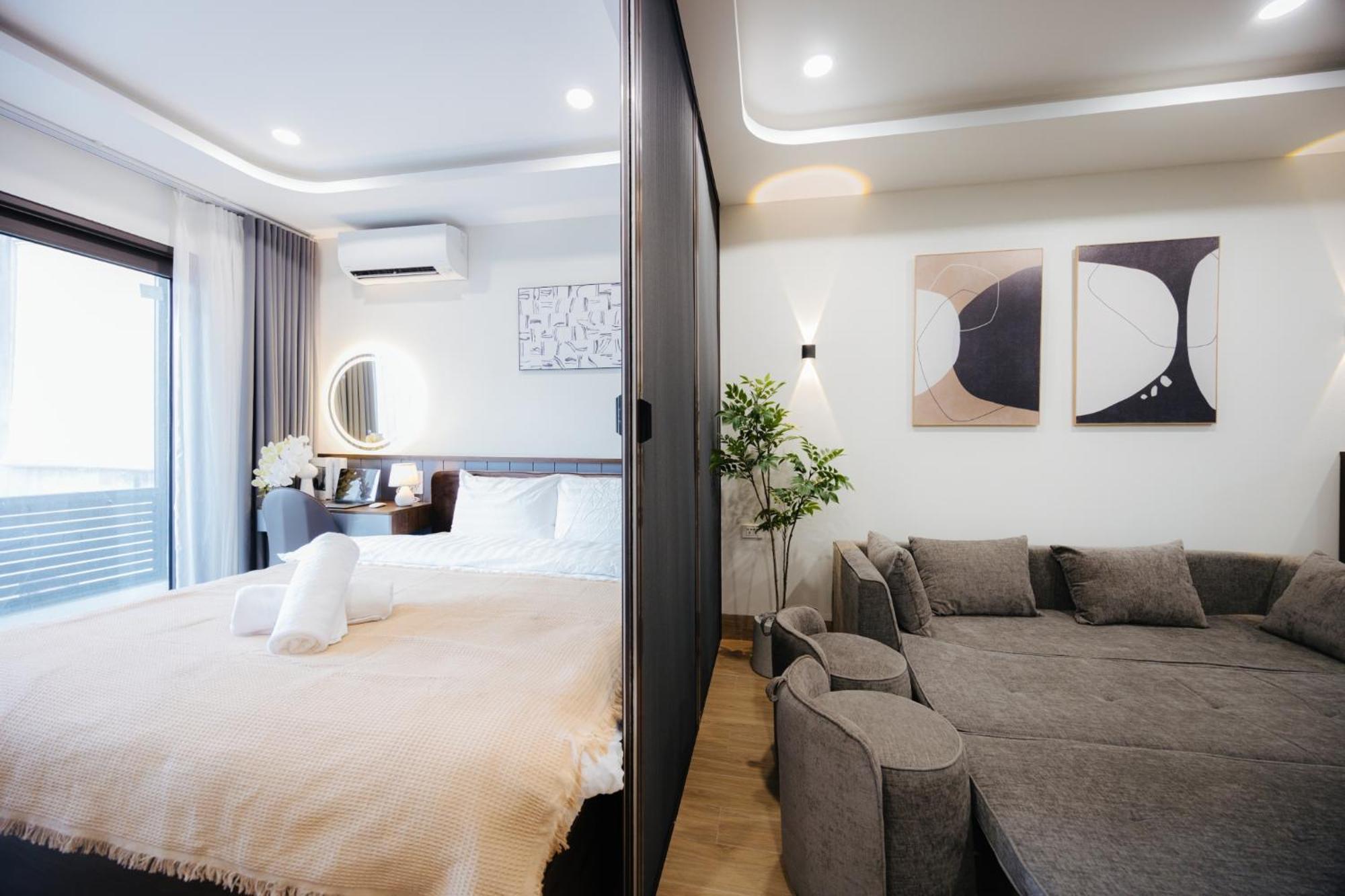 Wisteria Apartment *