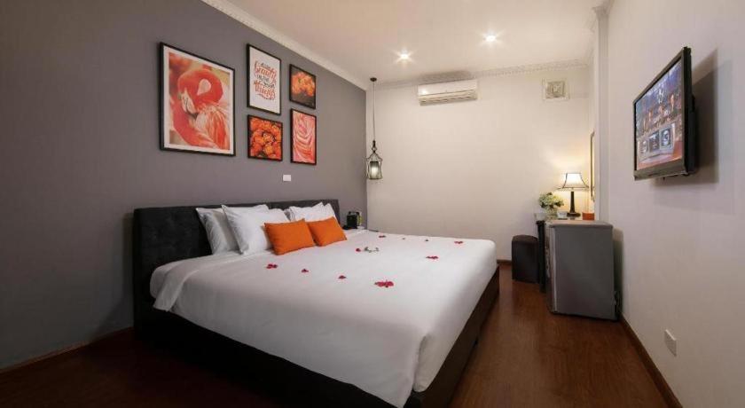 Garden Boutique And 3*
