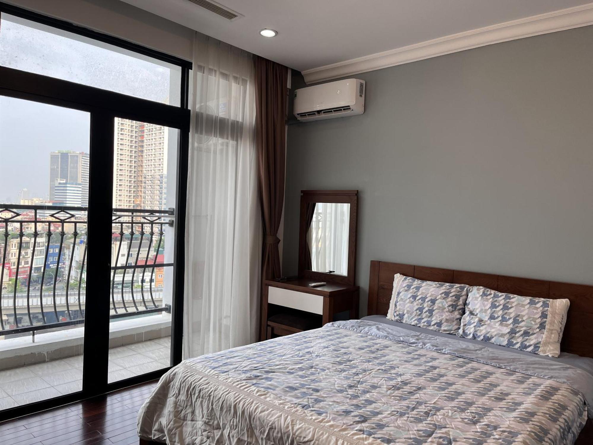 Vinhomes Royal Luxury 3br Apartment