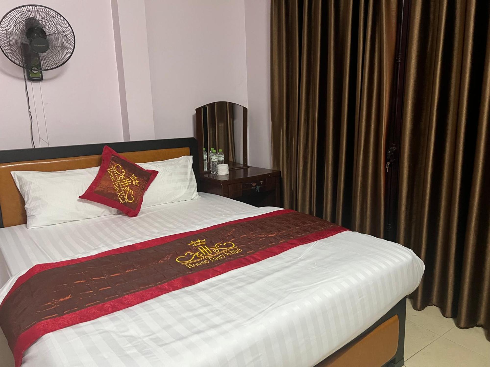 House Thuy Khue Ho Tay * Hanoi