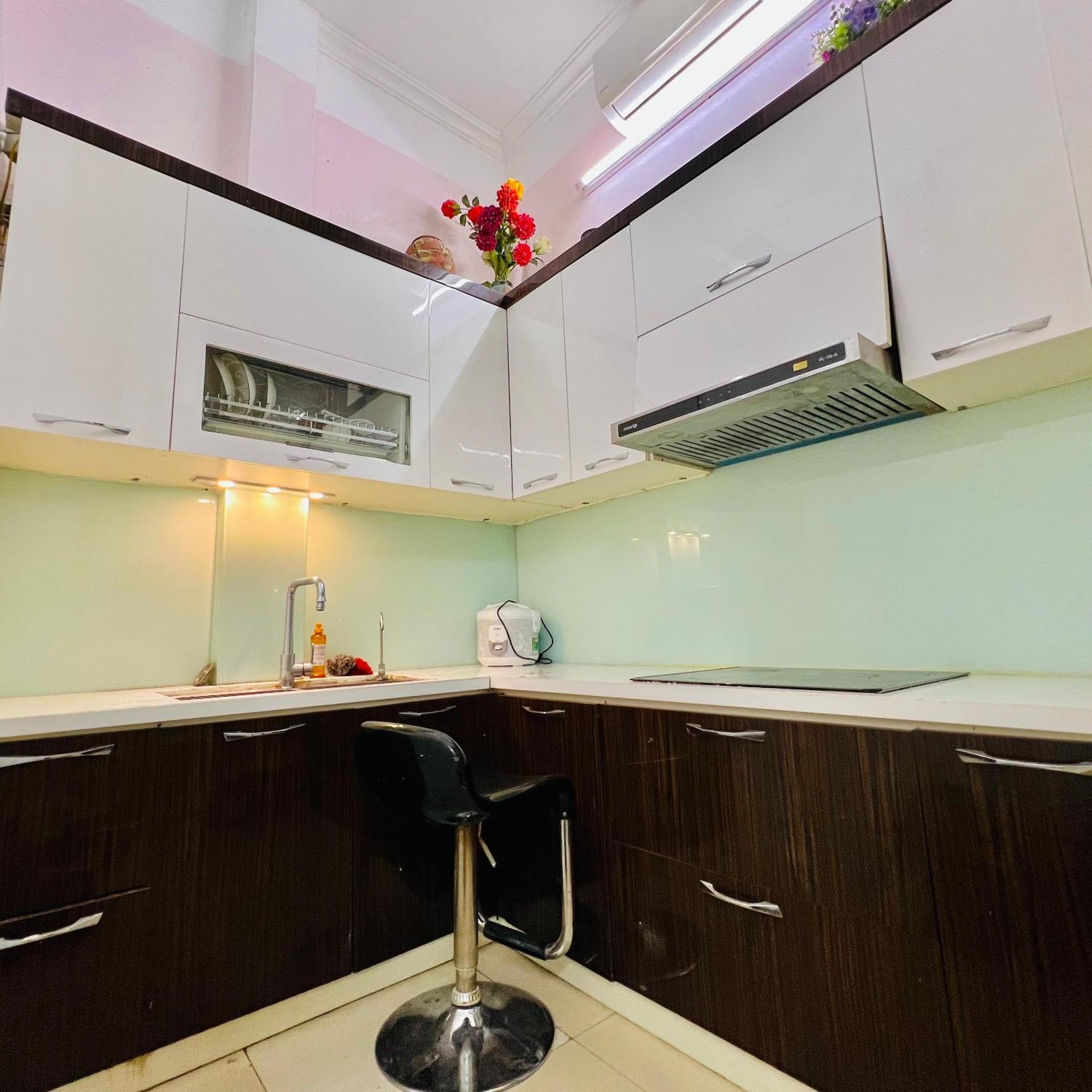 Lushstay Private Dorm - Near Train Station - Free Water & Laundry * Hanoi