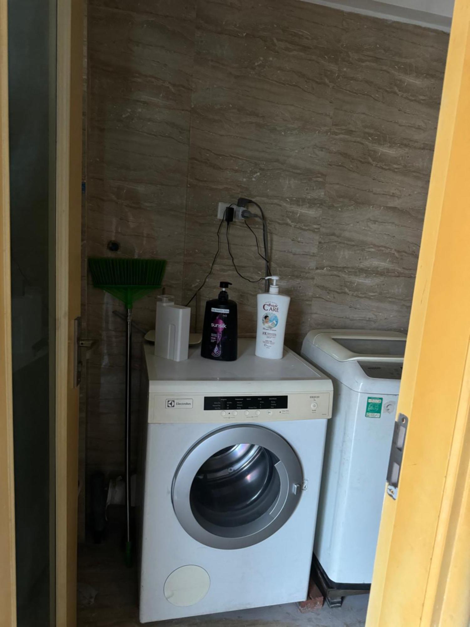*super Location*2 Beds*old Quarter * Hanoi