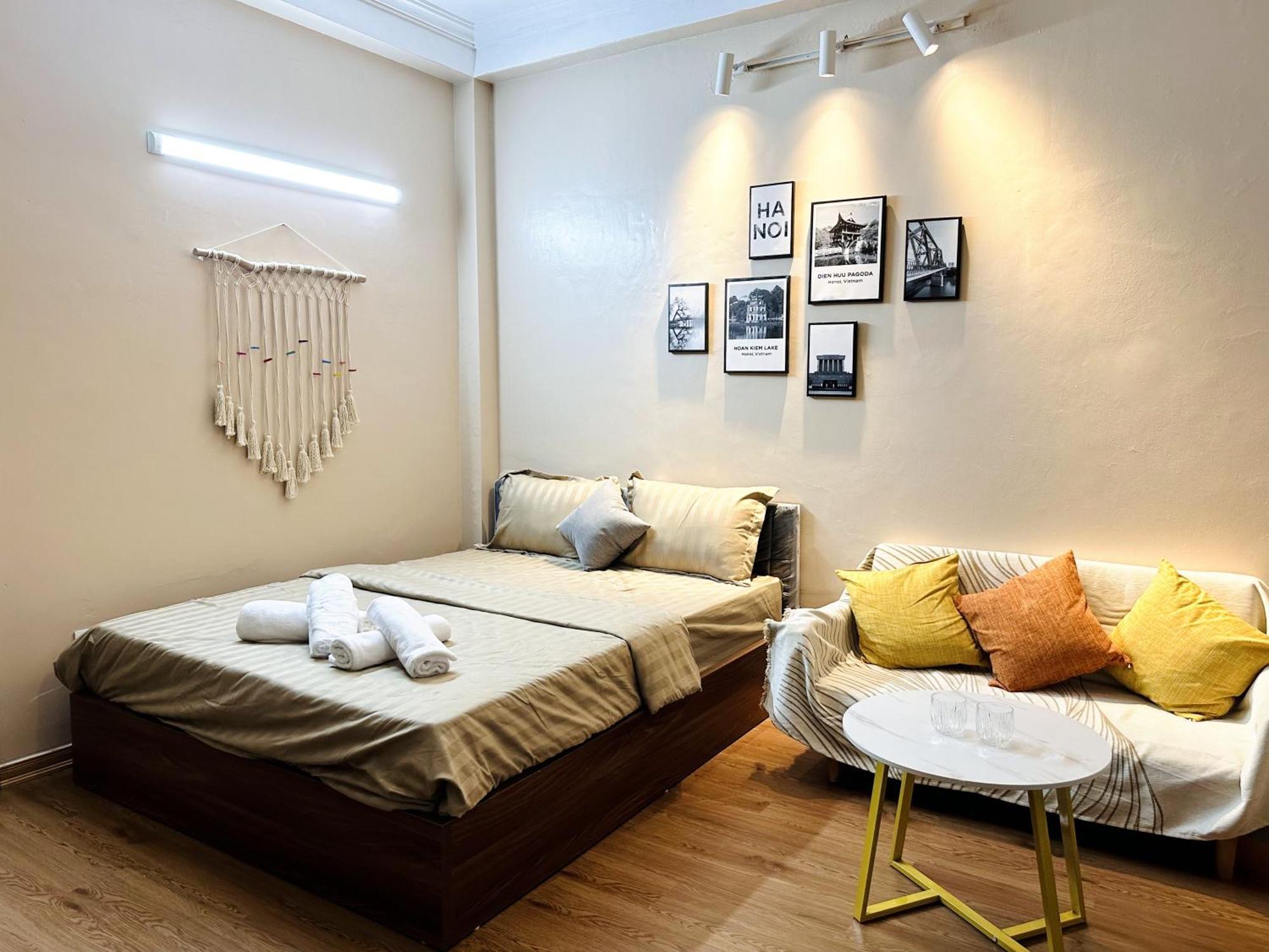 Vietnam Travelers 2 With Cozy Private Balcony *