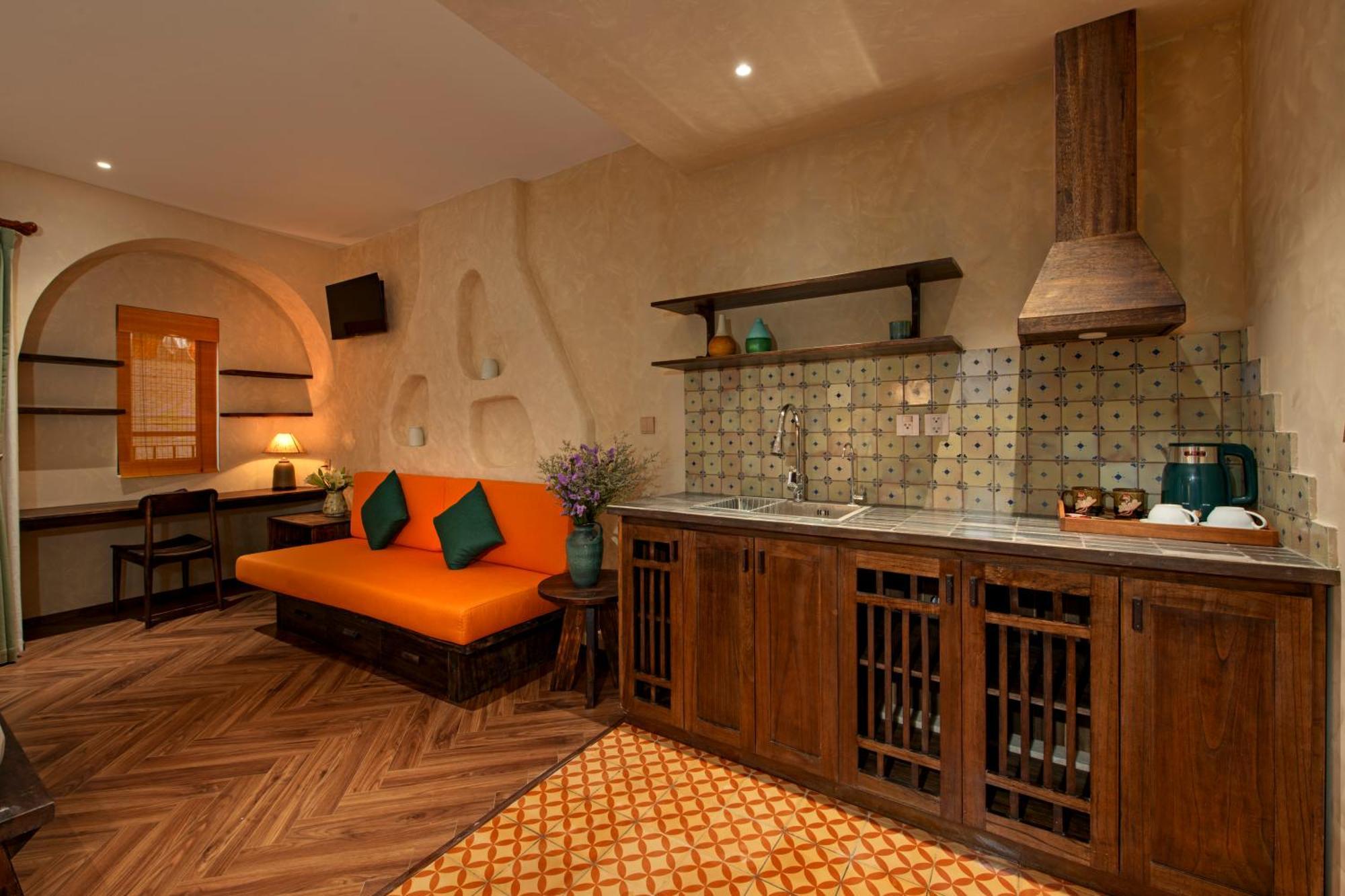 Tranquility Westlake Apartment Hanoi