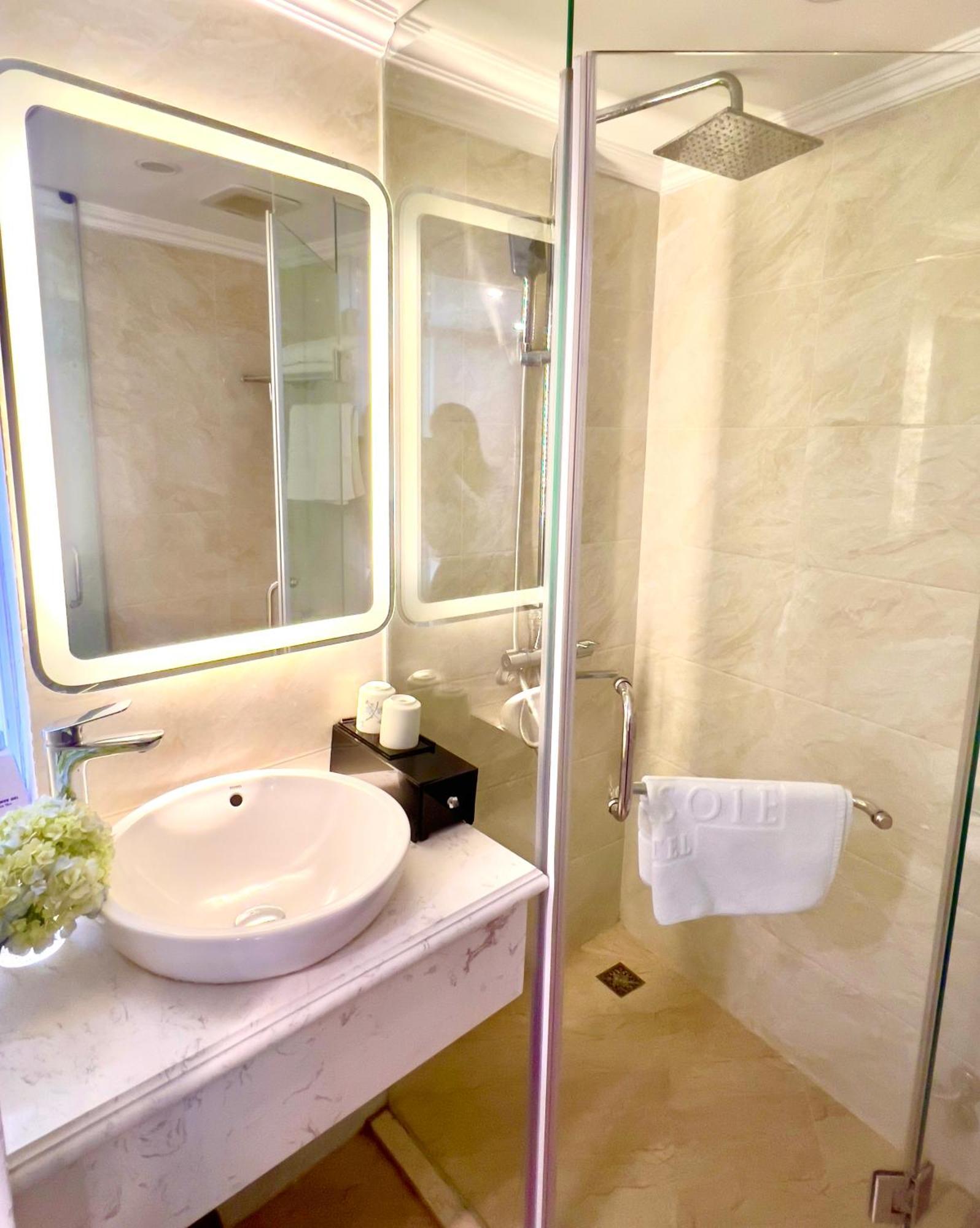 Le Petit & Travel 3*