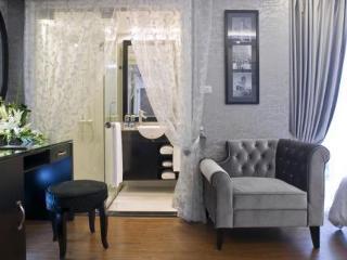 Victor Gallery & Hotel Hanoi