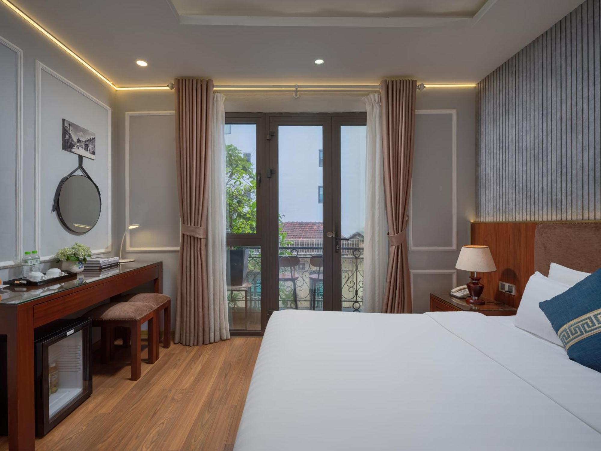 Hm Boutique Hanoi