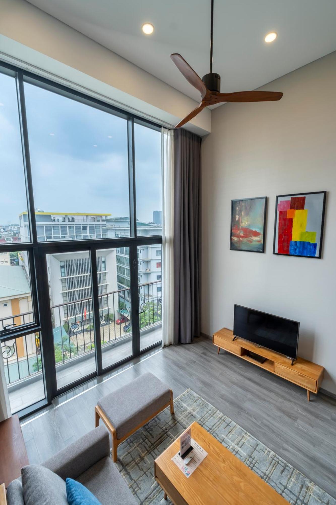 Pentstudio_5stars_westlake_luxury * Hanoi