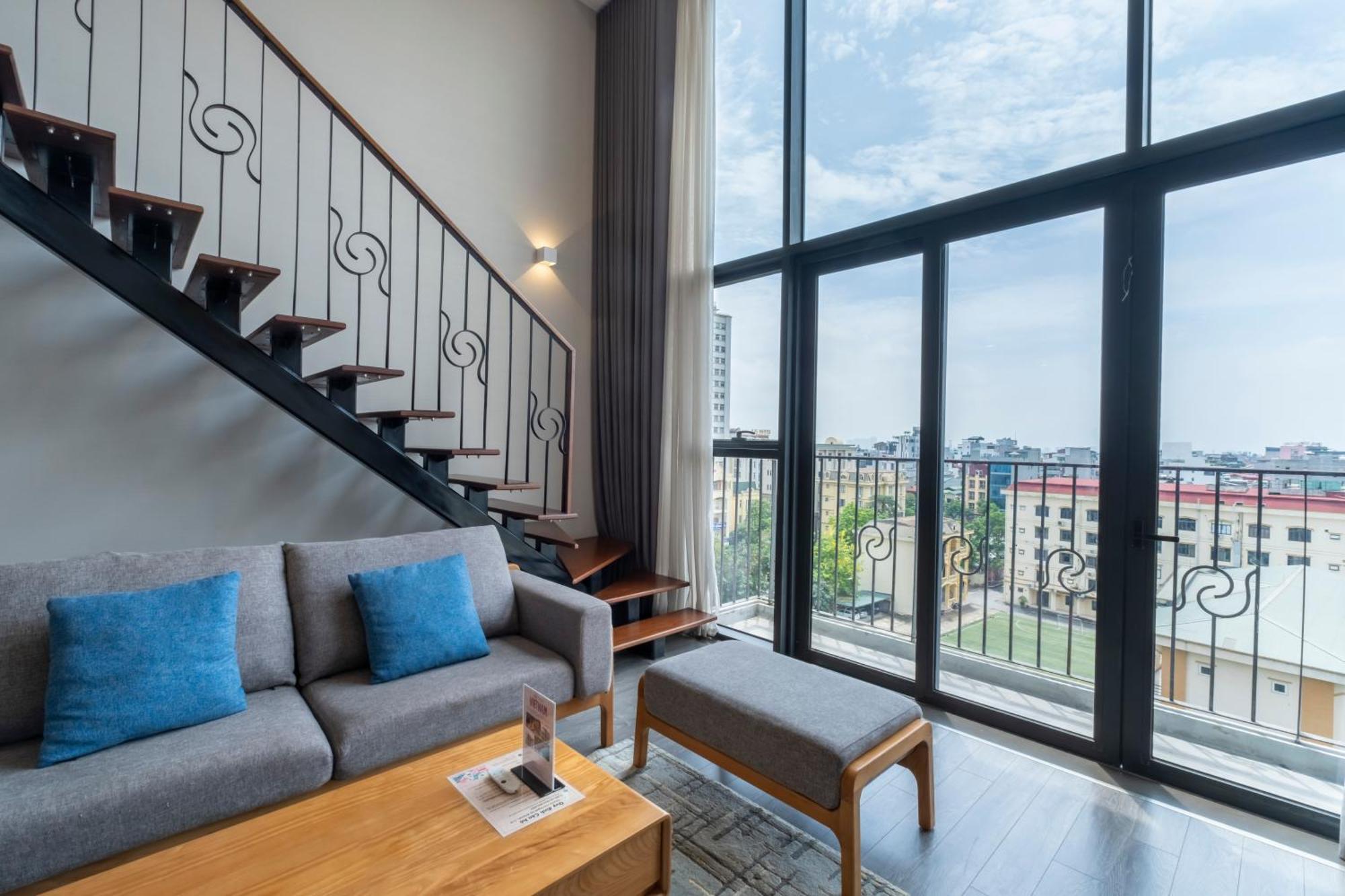 Pentstudio_5stars_westlake_luxury